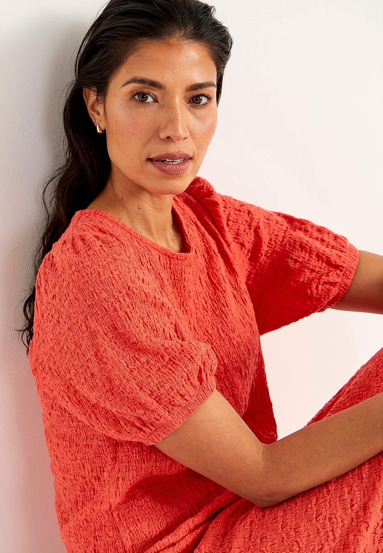 Jersey dress with structure