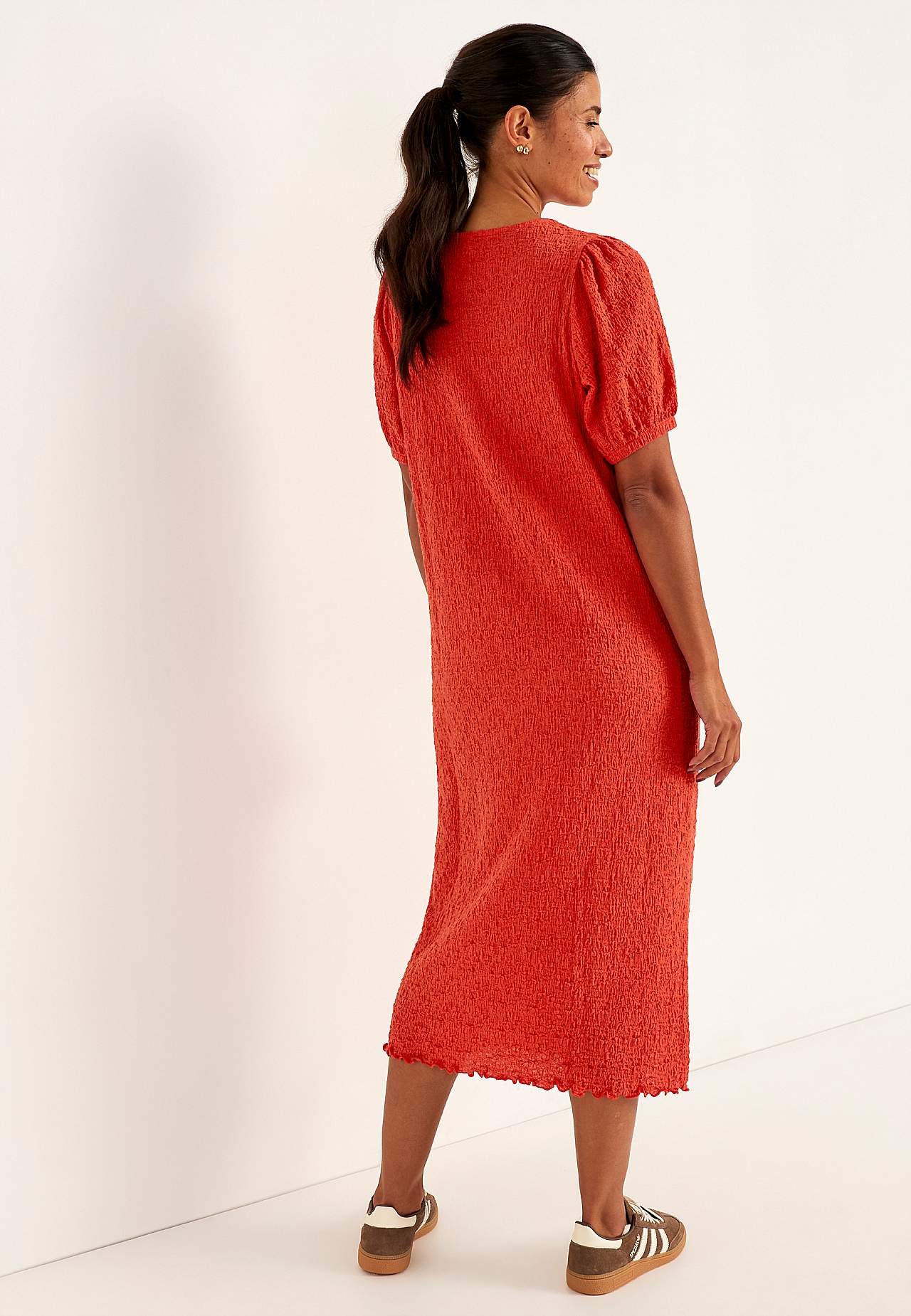 Jersey dress with structure