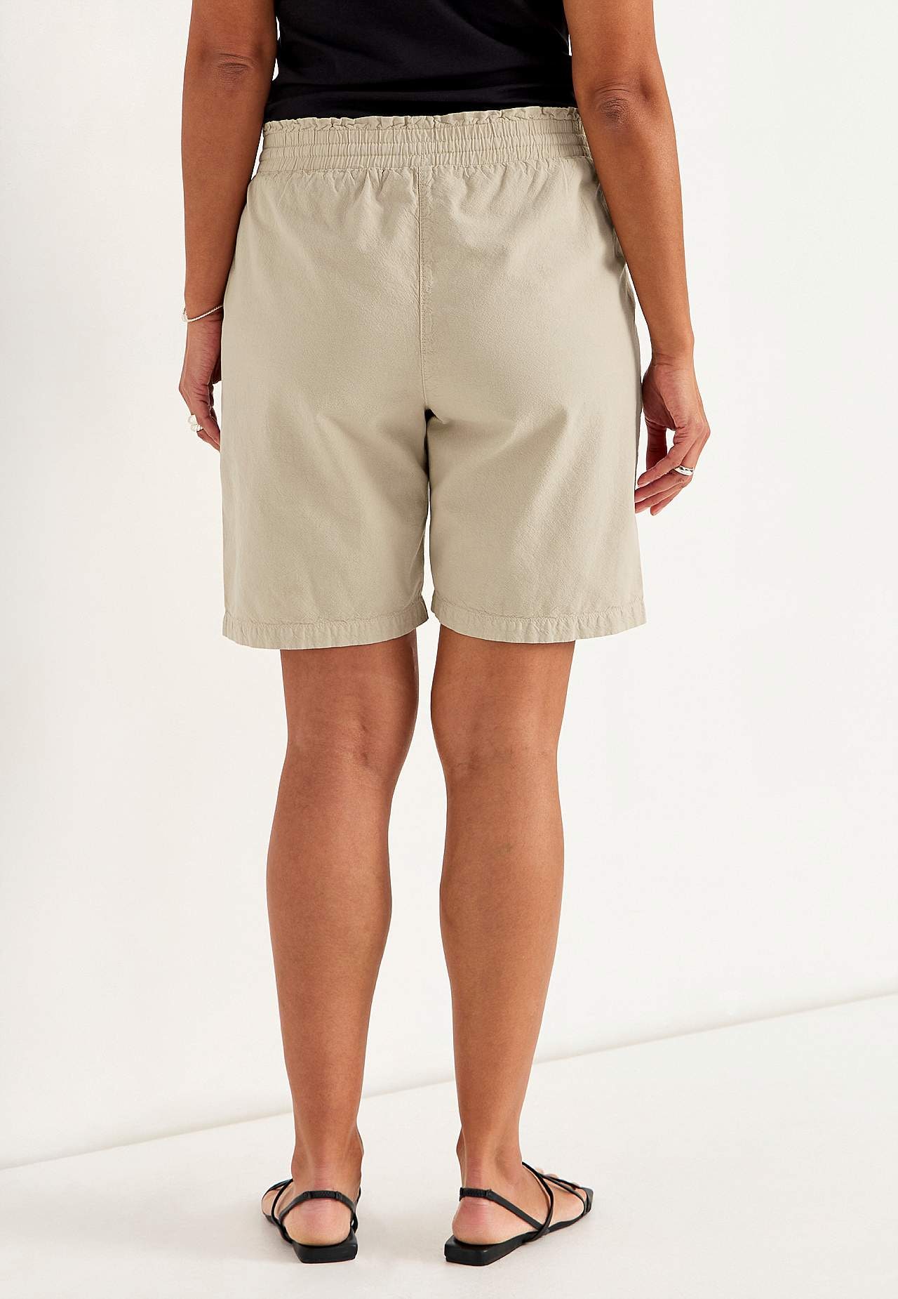 Shorts in washed cotton