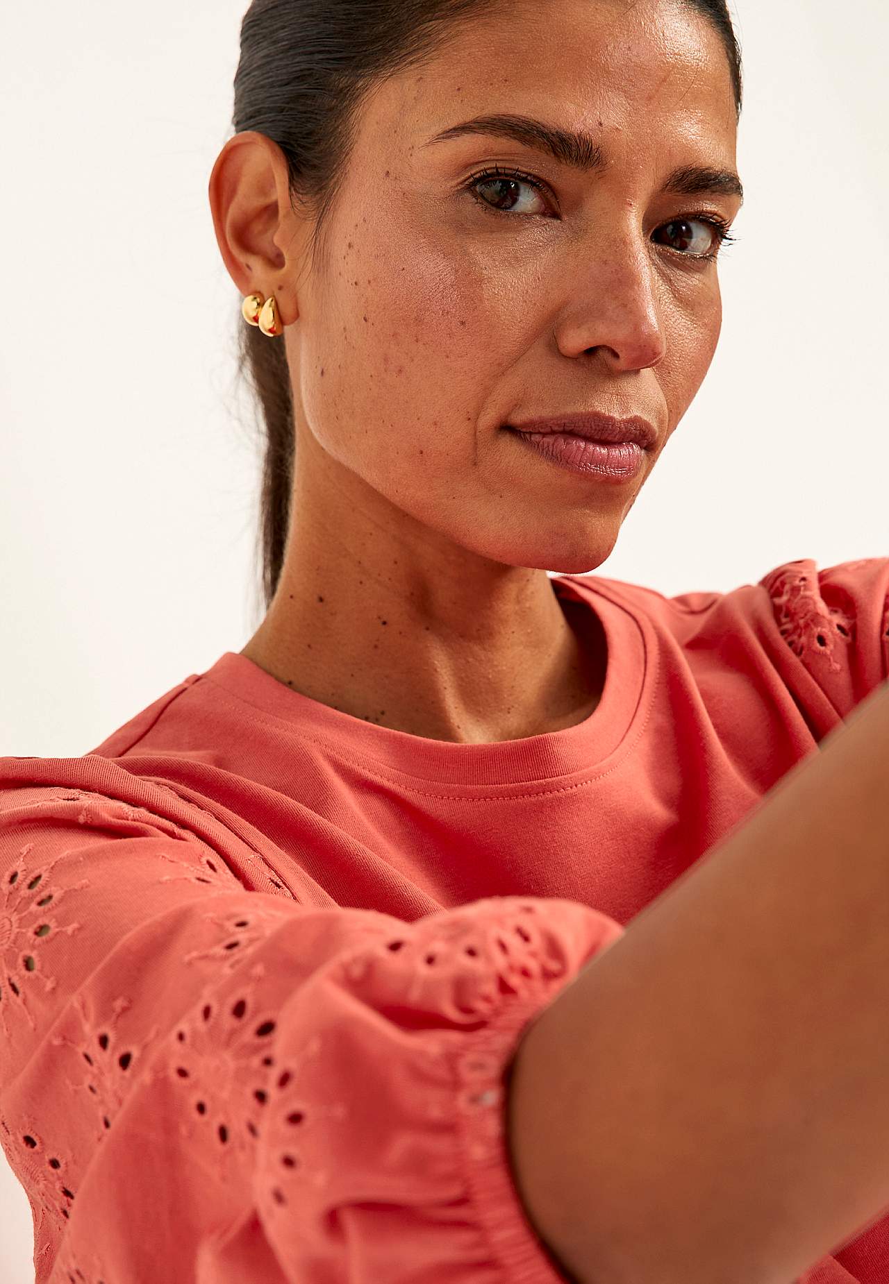 Jersey tuniq with embroidered sleeves