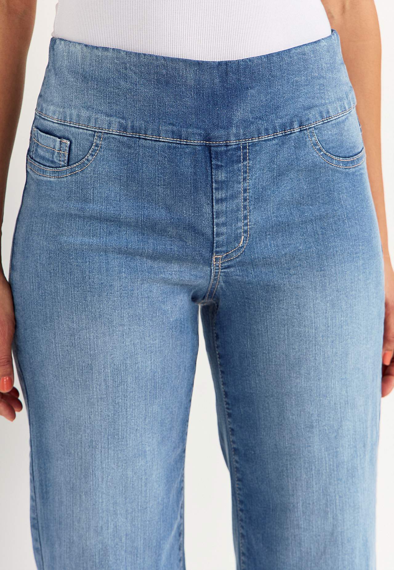 Wide ankle-length jeans with high rise Elisa