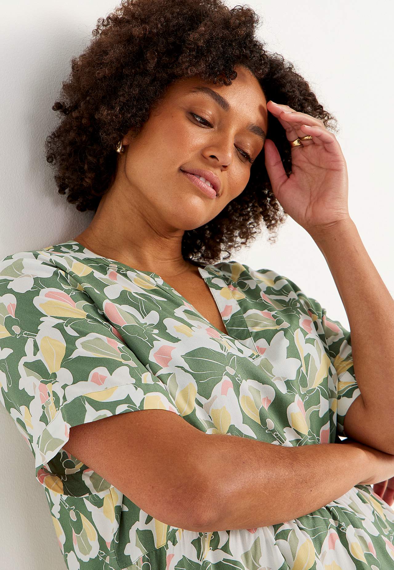 Viscose dress with flounce