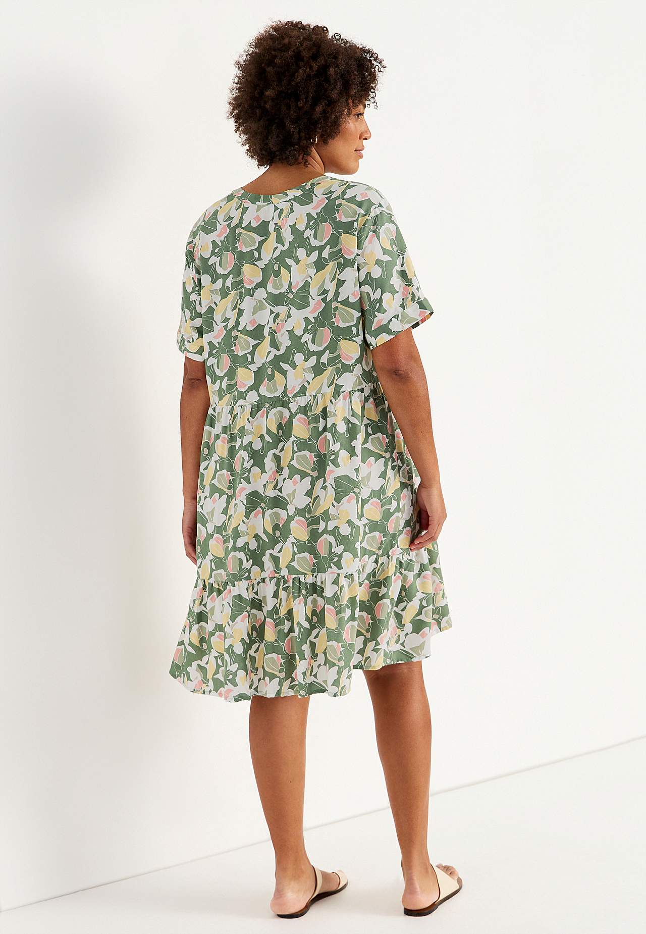 Viscose dress with flounce