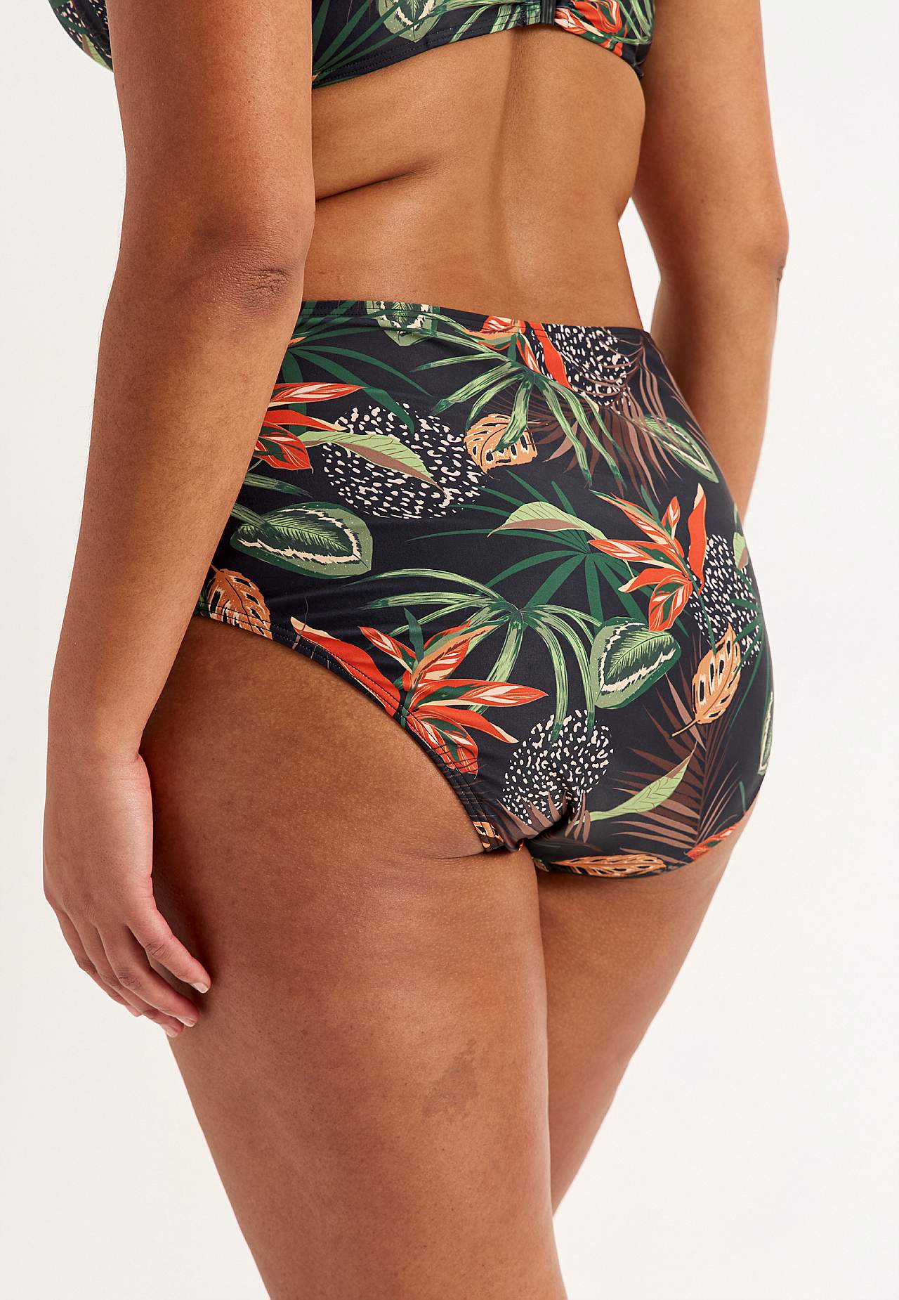 Patterned bikini bottom with high waist