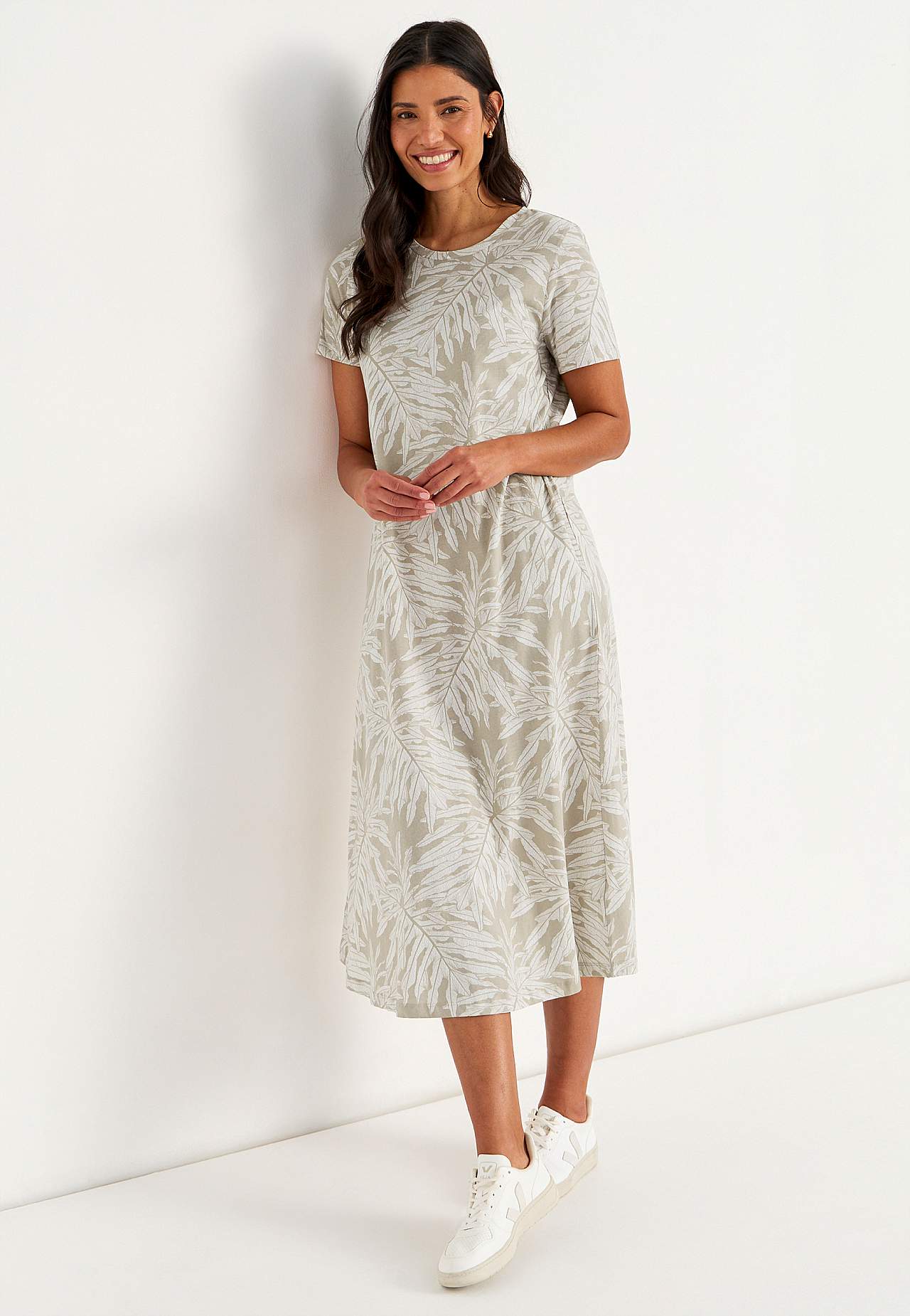 Dress in organic cotton with pockets