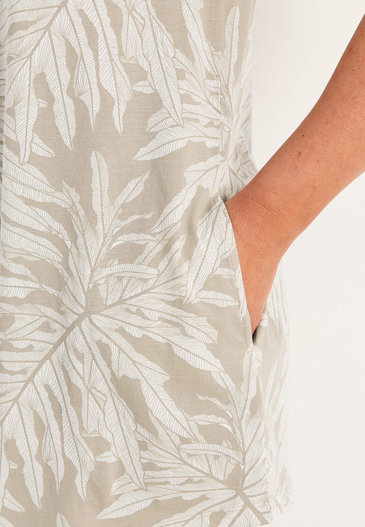 Tunic top in organic cotton with pockets