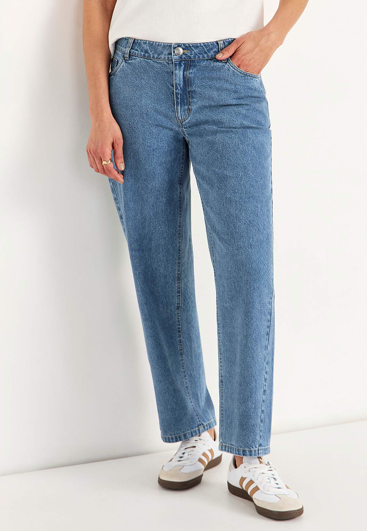 Løse ankeljeans billede