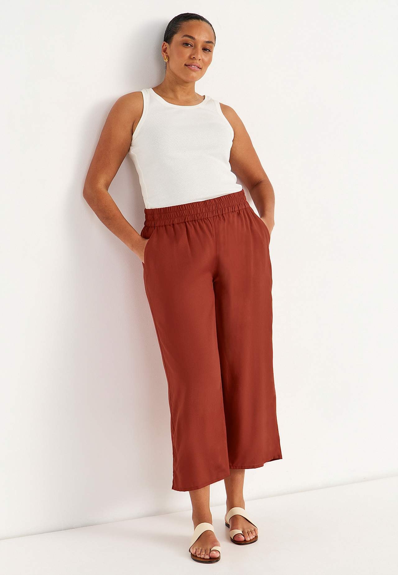 Culotte trousers with pockets
