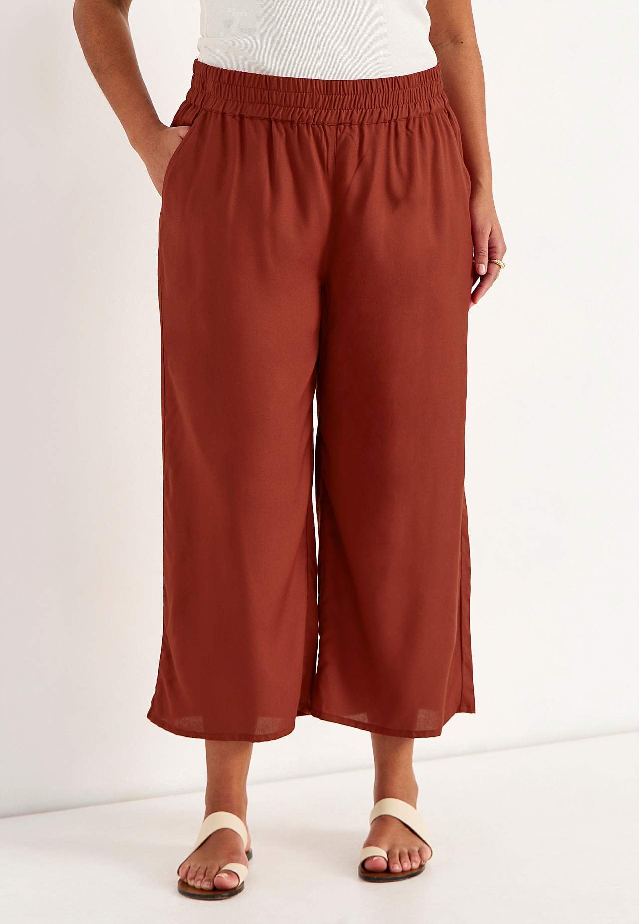 Culotte trousers with pockets