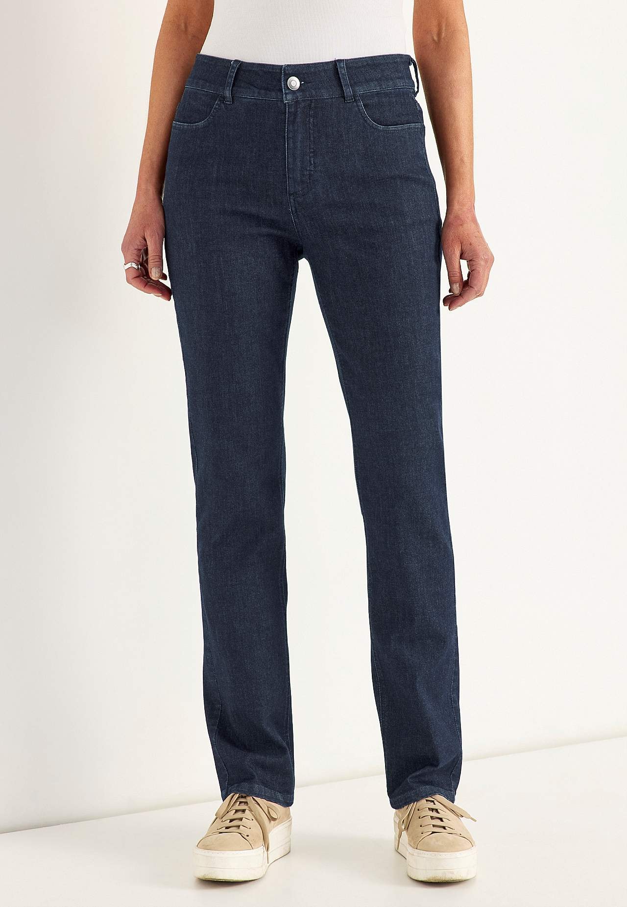 Straight jeans in denim with superstretch - two lengths