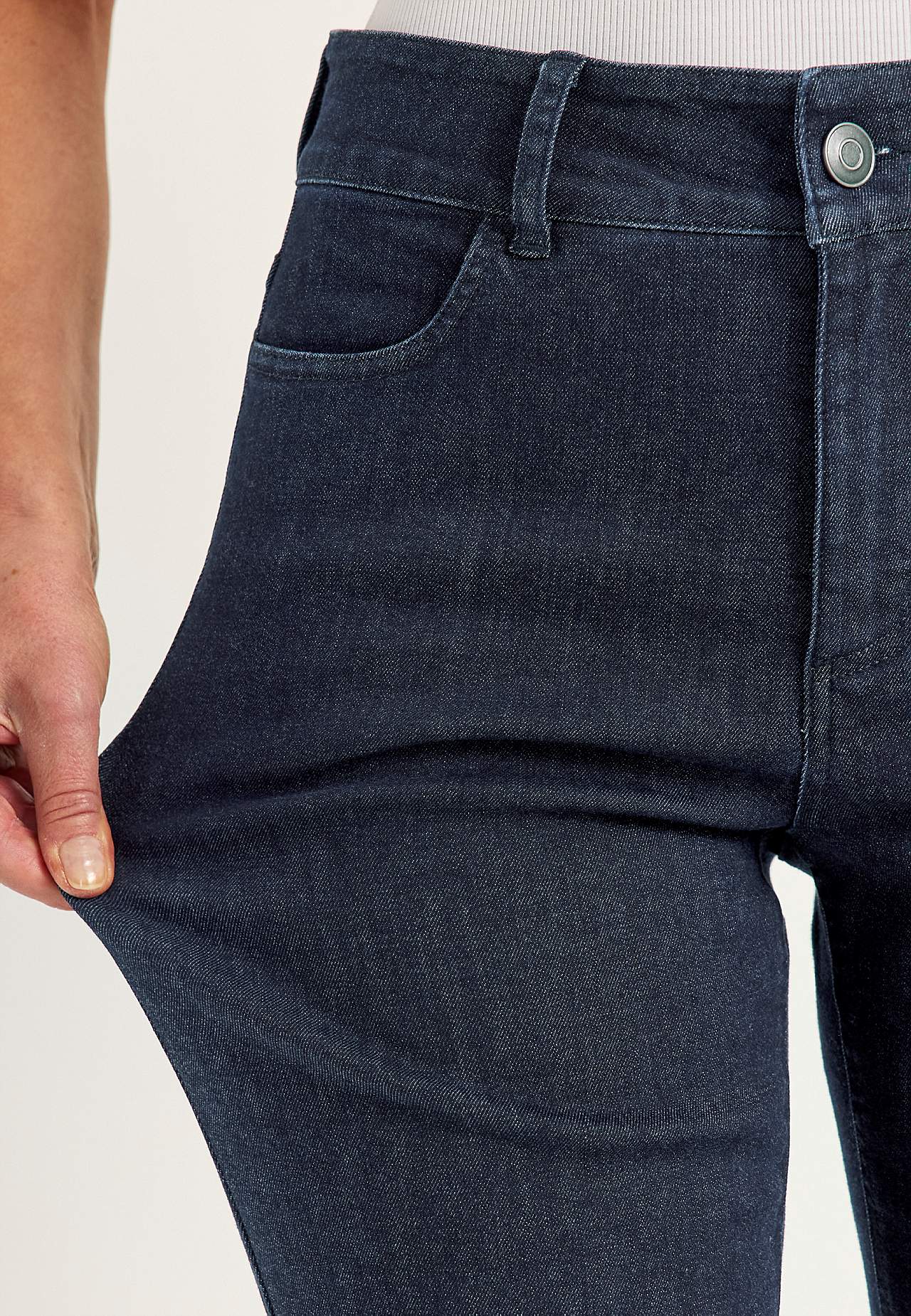 Straight jeans in denim with superstretch - two lengths