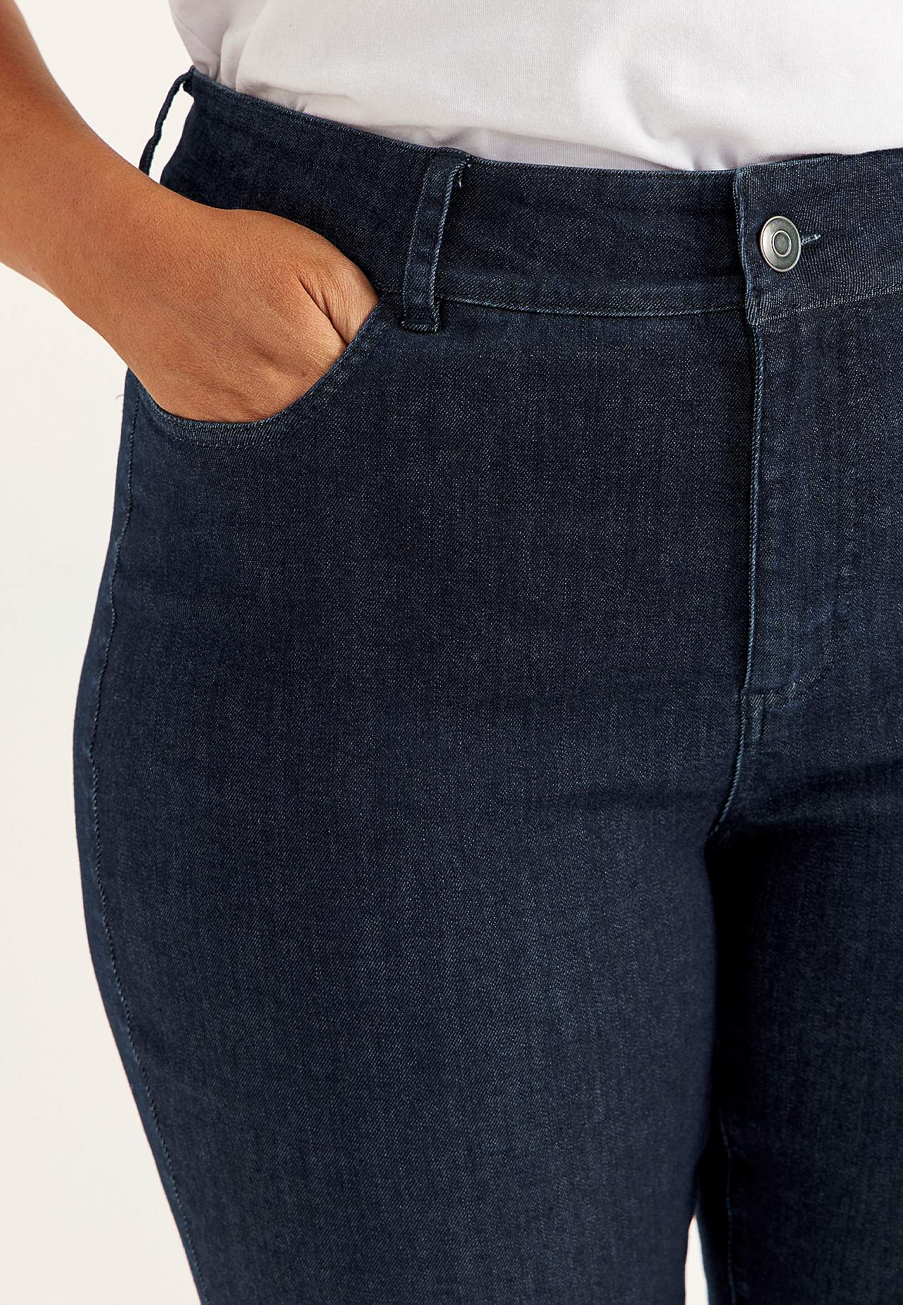 Straight jeans in denim with superstretch - two lengths