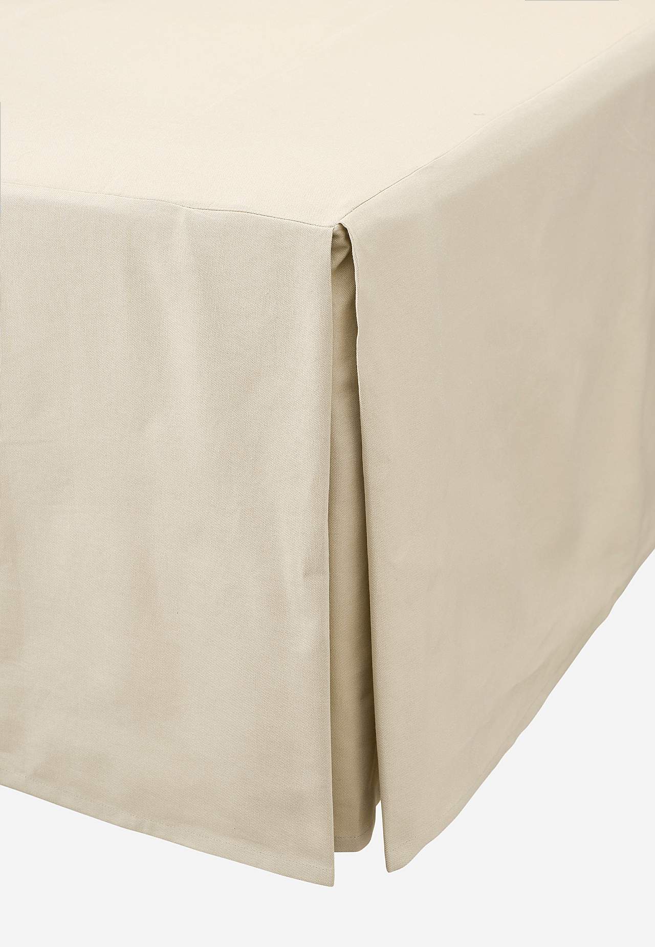 Valance with decorative pleats