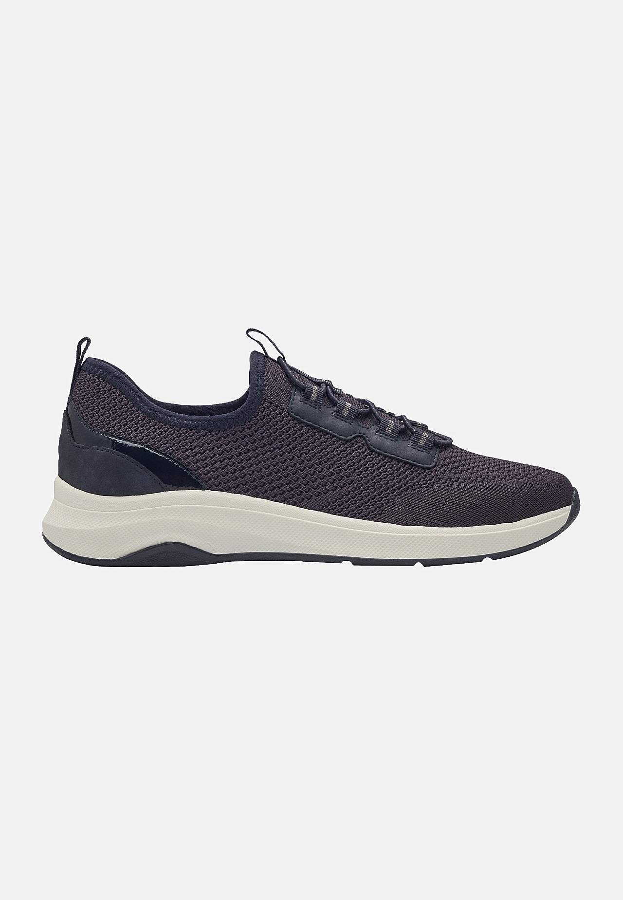 Lätta sneakers med elastisk snörning