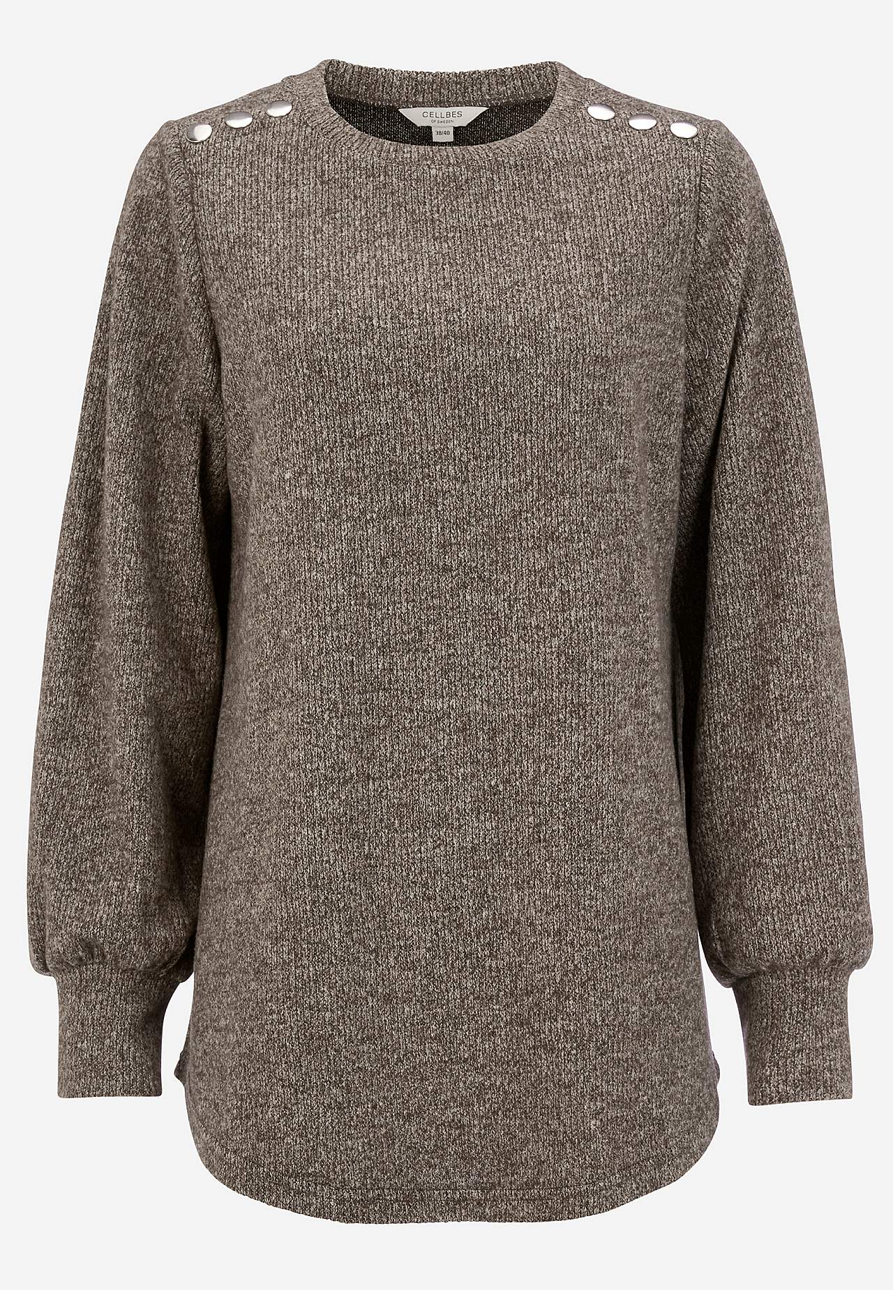 Knitted, soft jumper