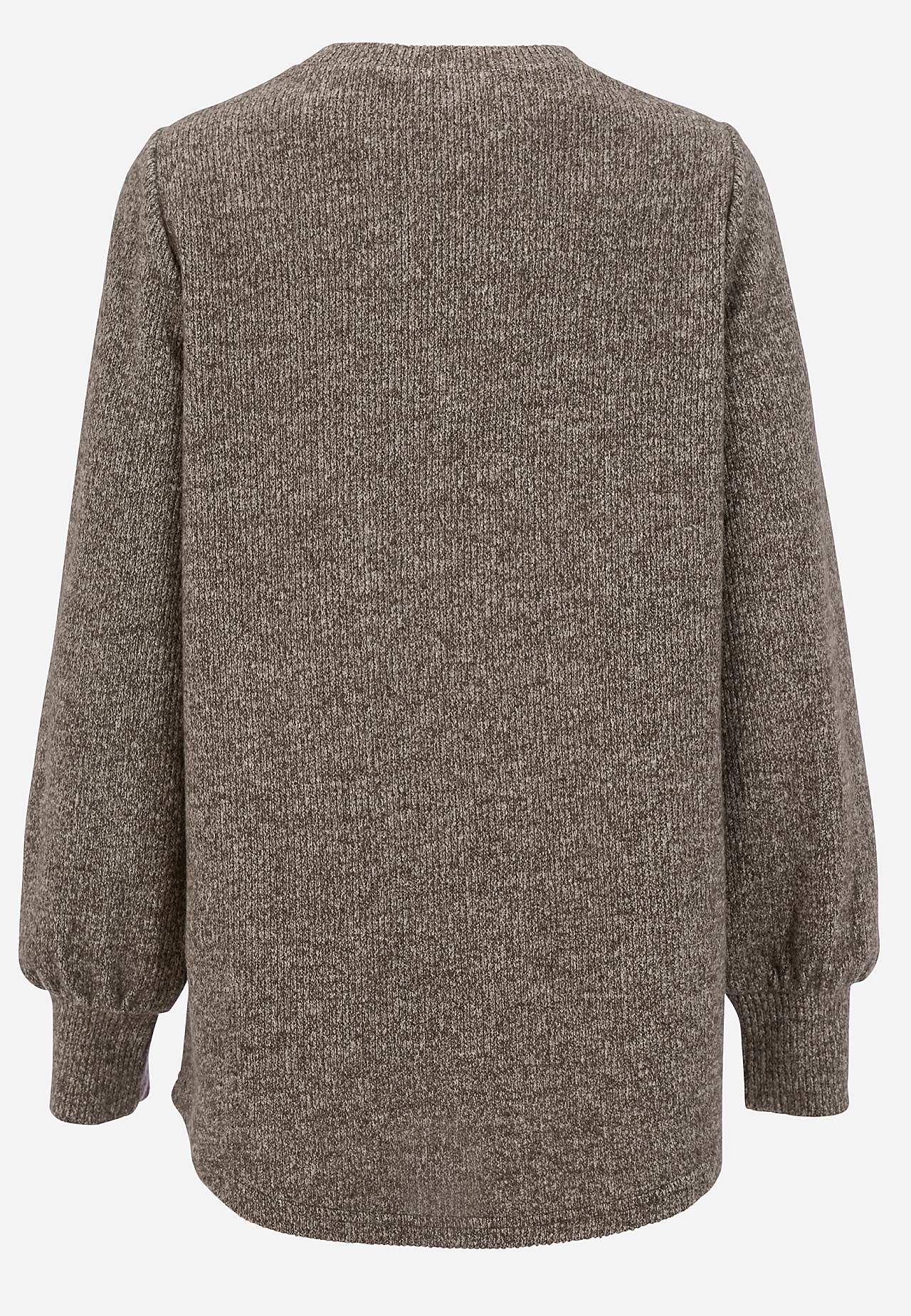 Knitted, soft jumper