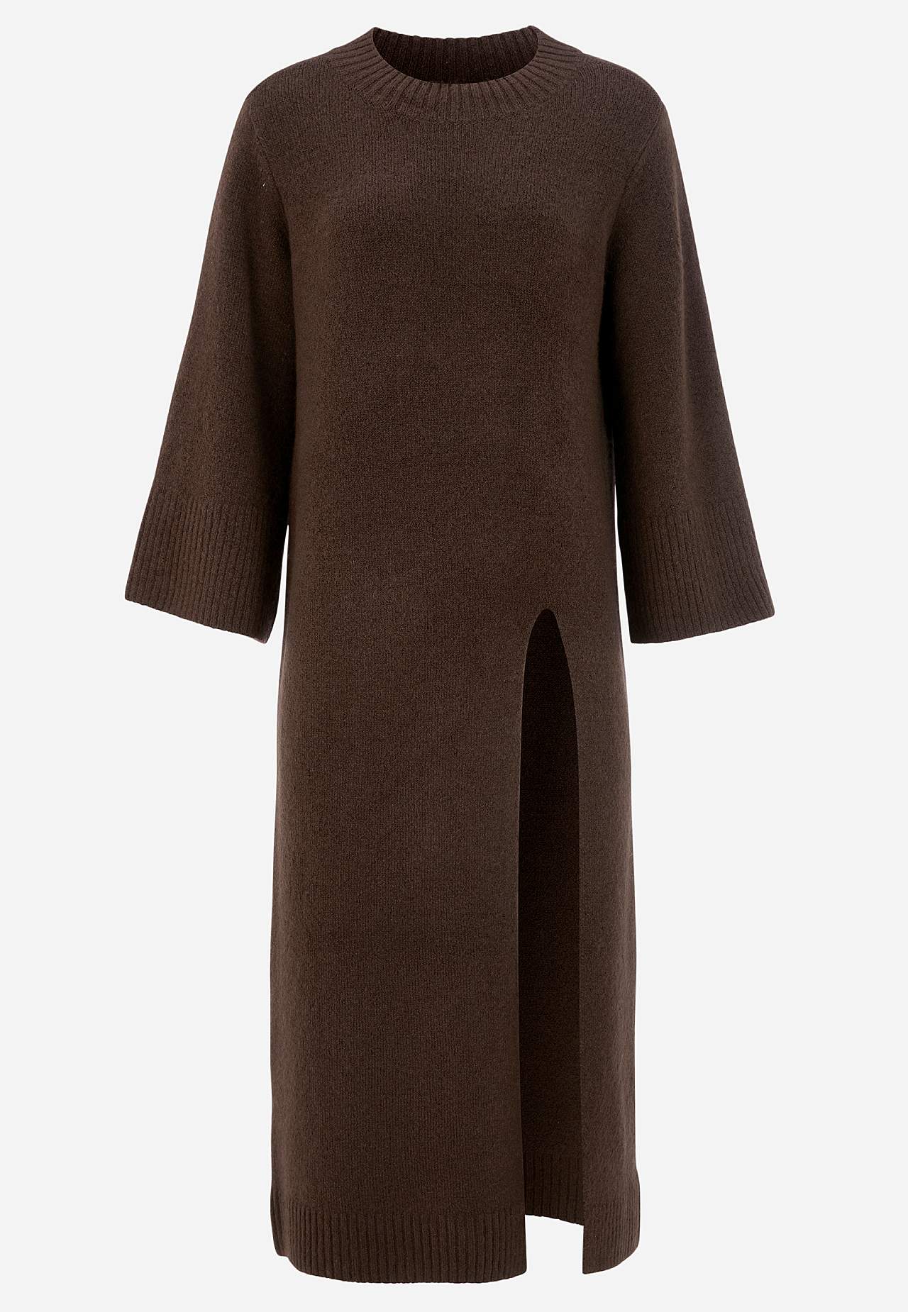 Knitted dress with high slit