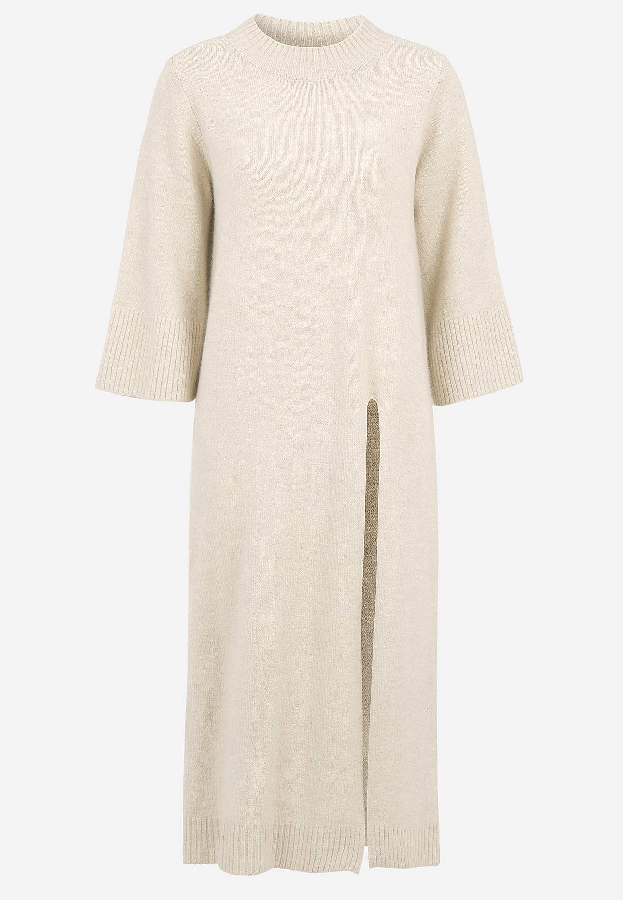 Knitted dress with high slit