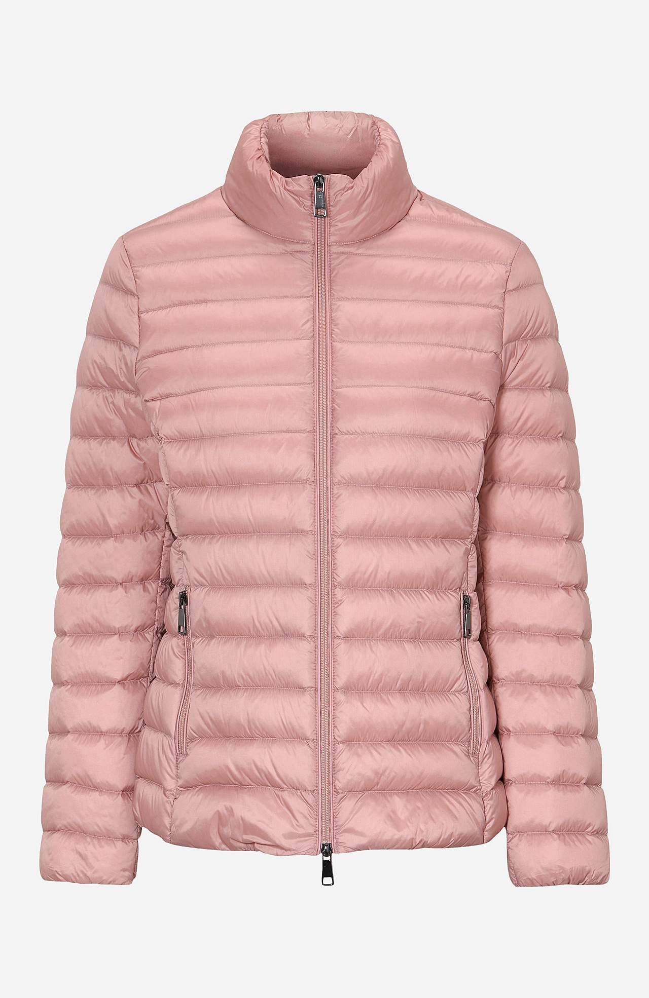 Lightweight jacket in down