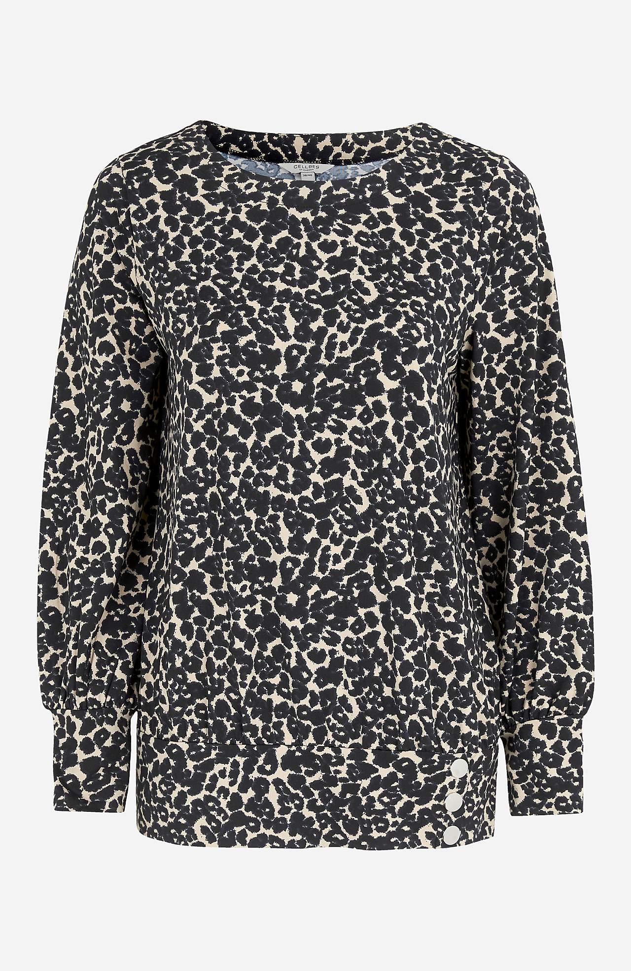 Patterned jersey top with button decor