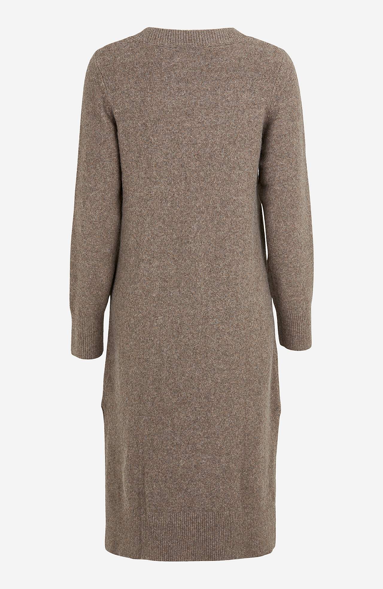 Knitted, soft dress