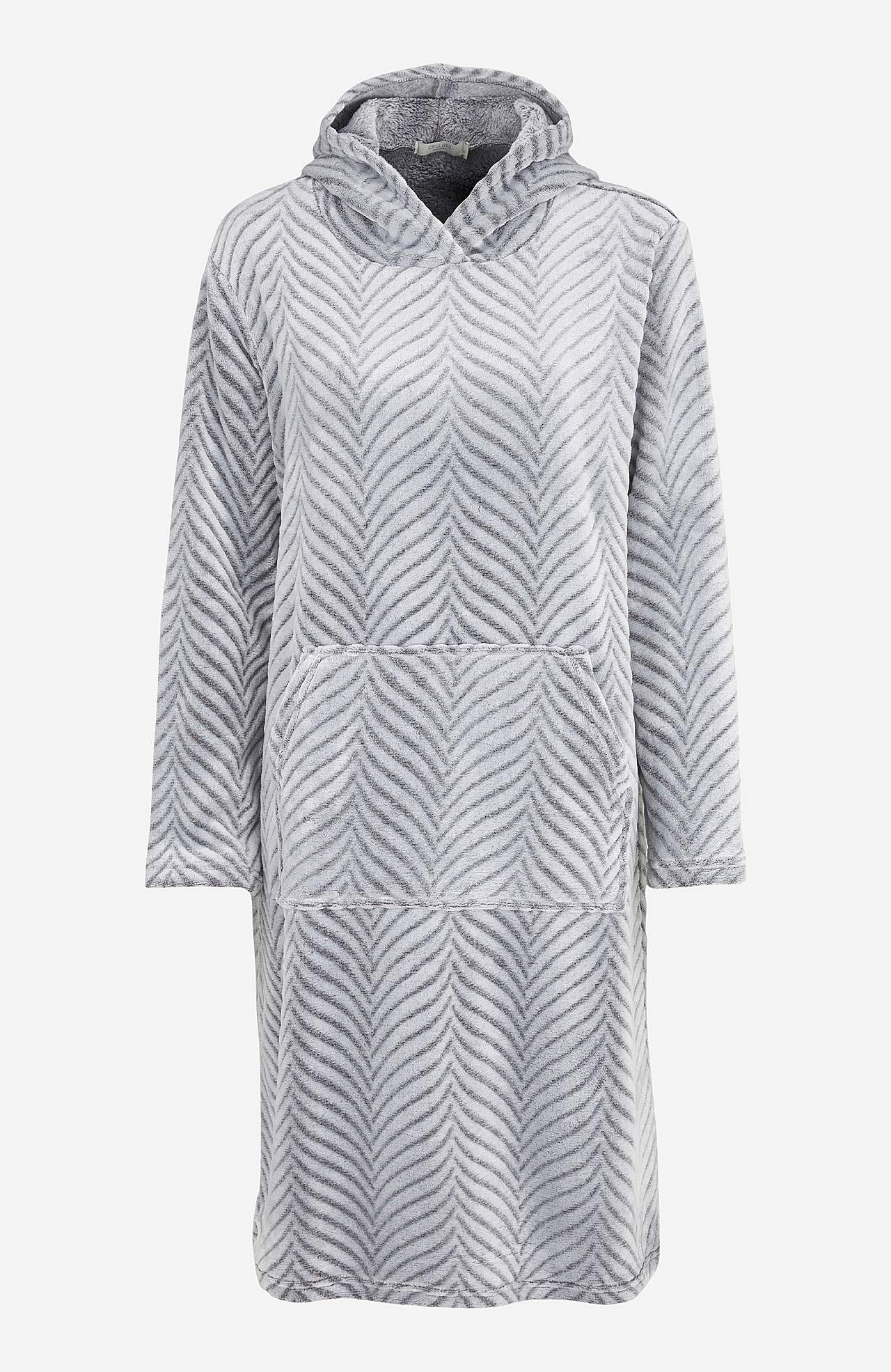 Robe in patterned fleece