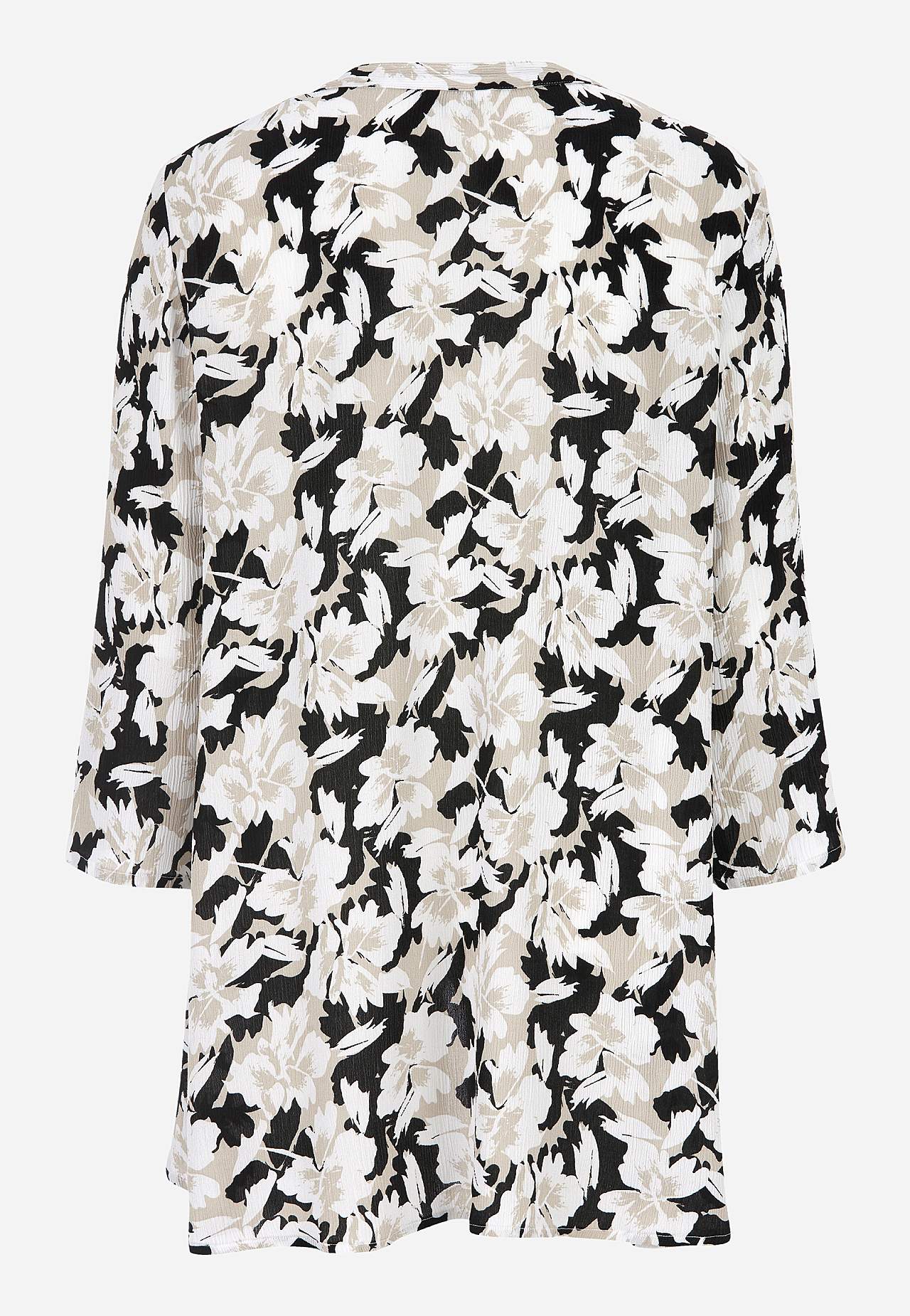 Tunic with 3/4 length sleeves