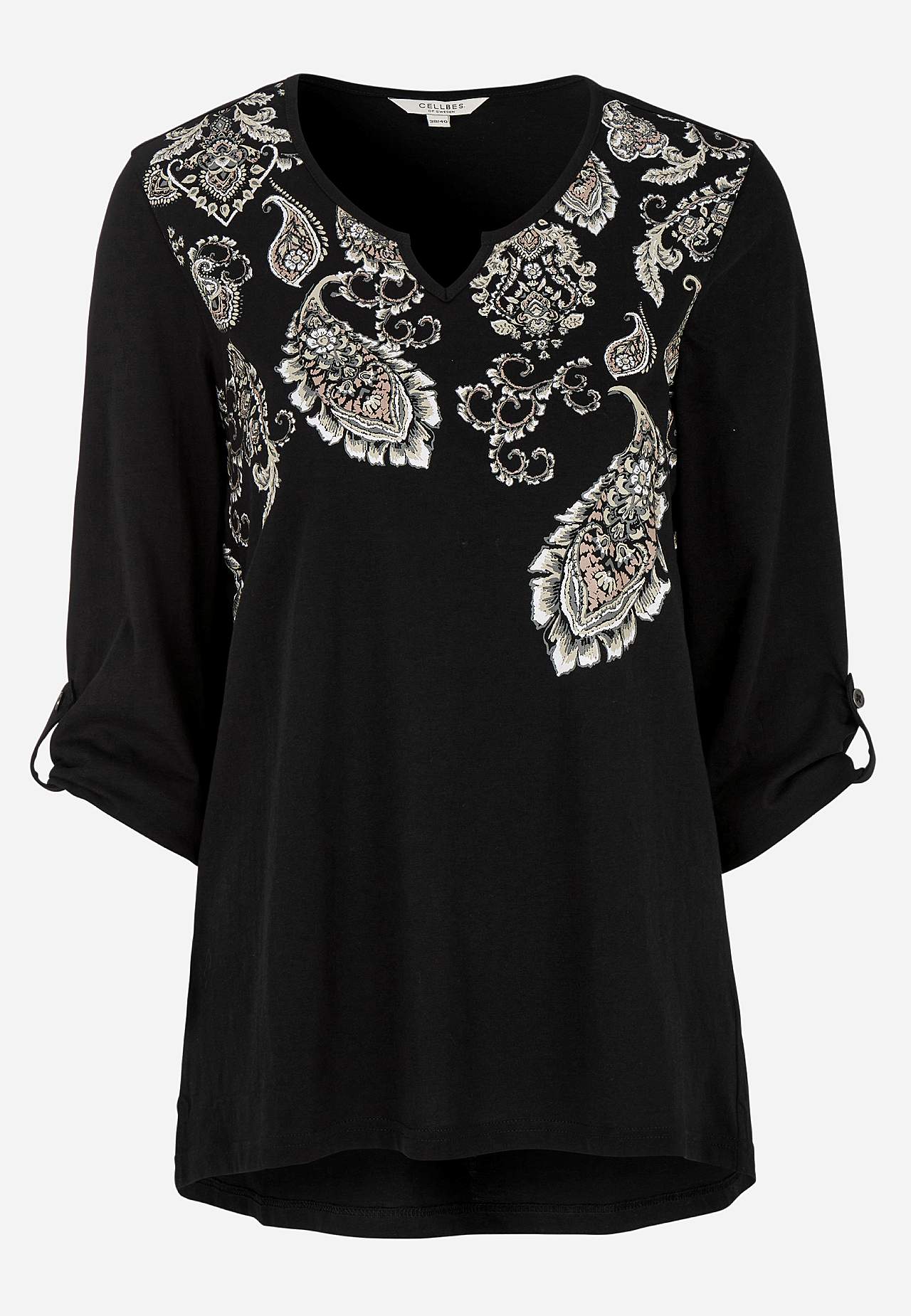 Jersey top with 3/4 length sleeves