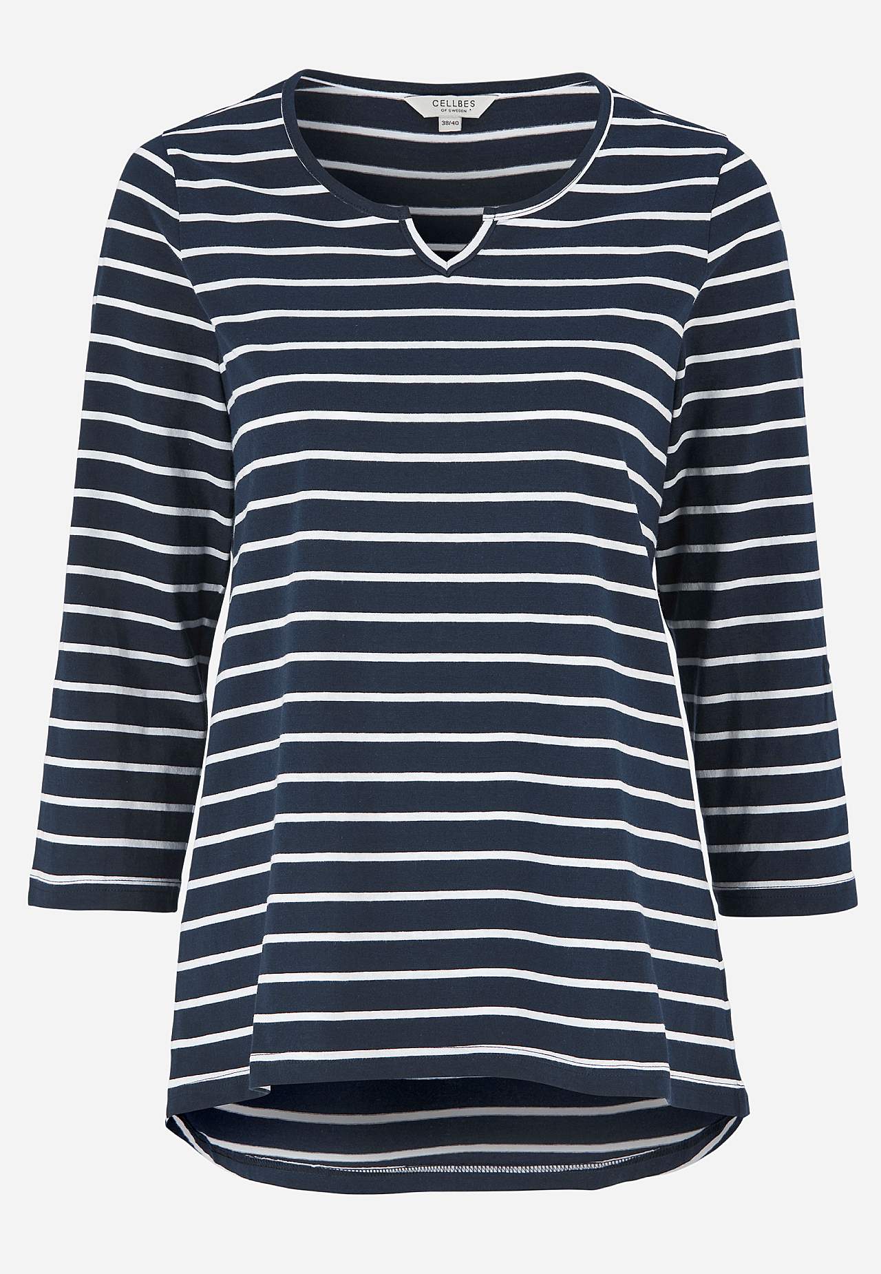 Jersey top with 3/4 length sleeves