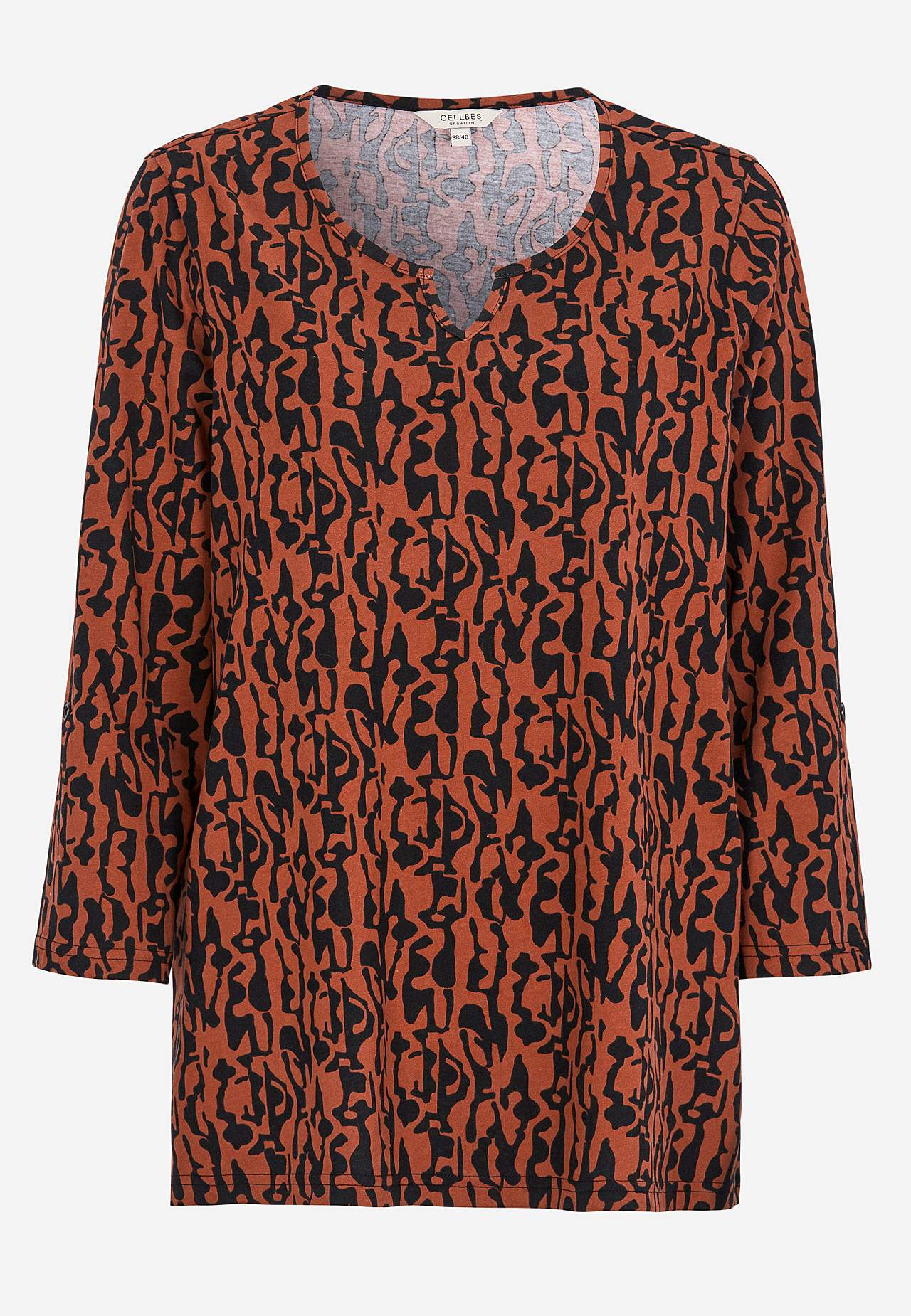 Jersey top with 3/4 length sleeves