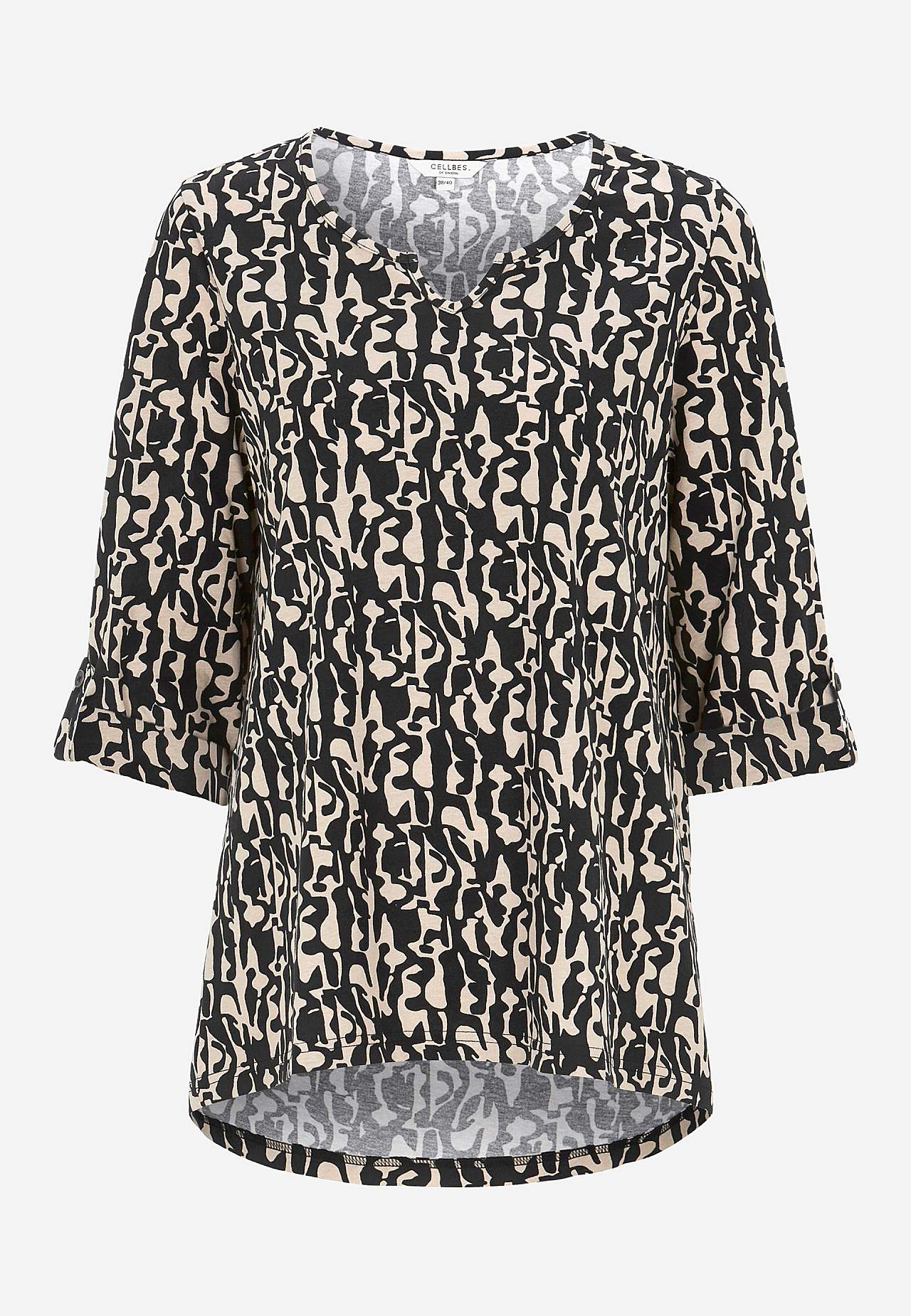 Jersey top with 3/4 length sleeves
