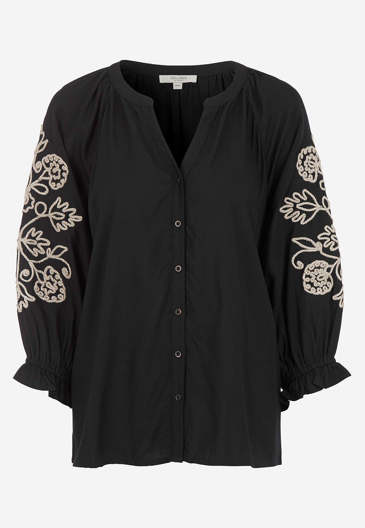 Blouse with embroidery