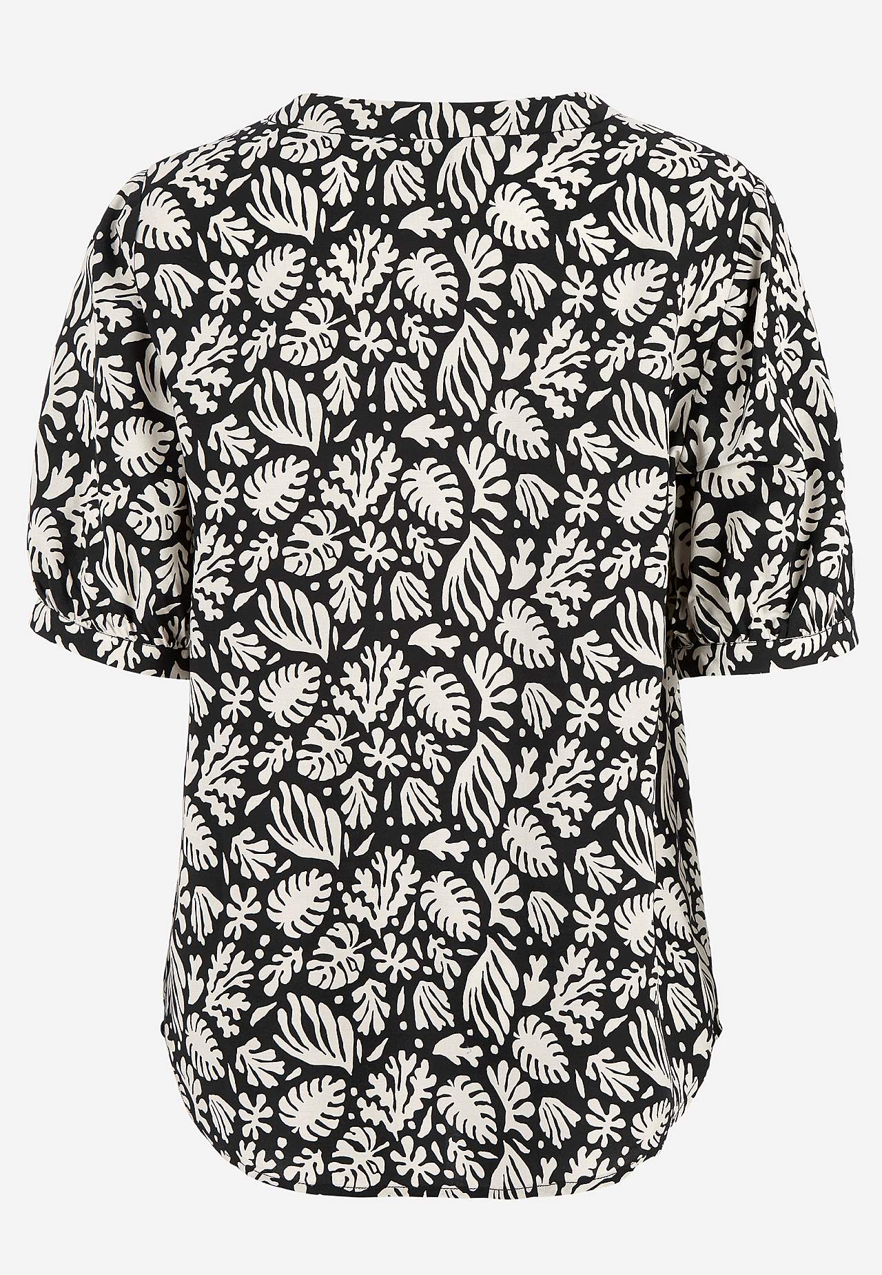 Short-sleeved blouse
