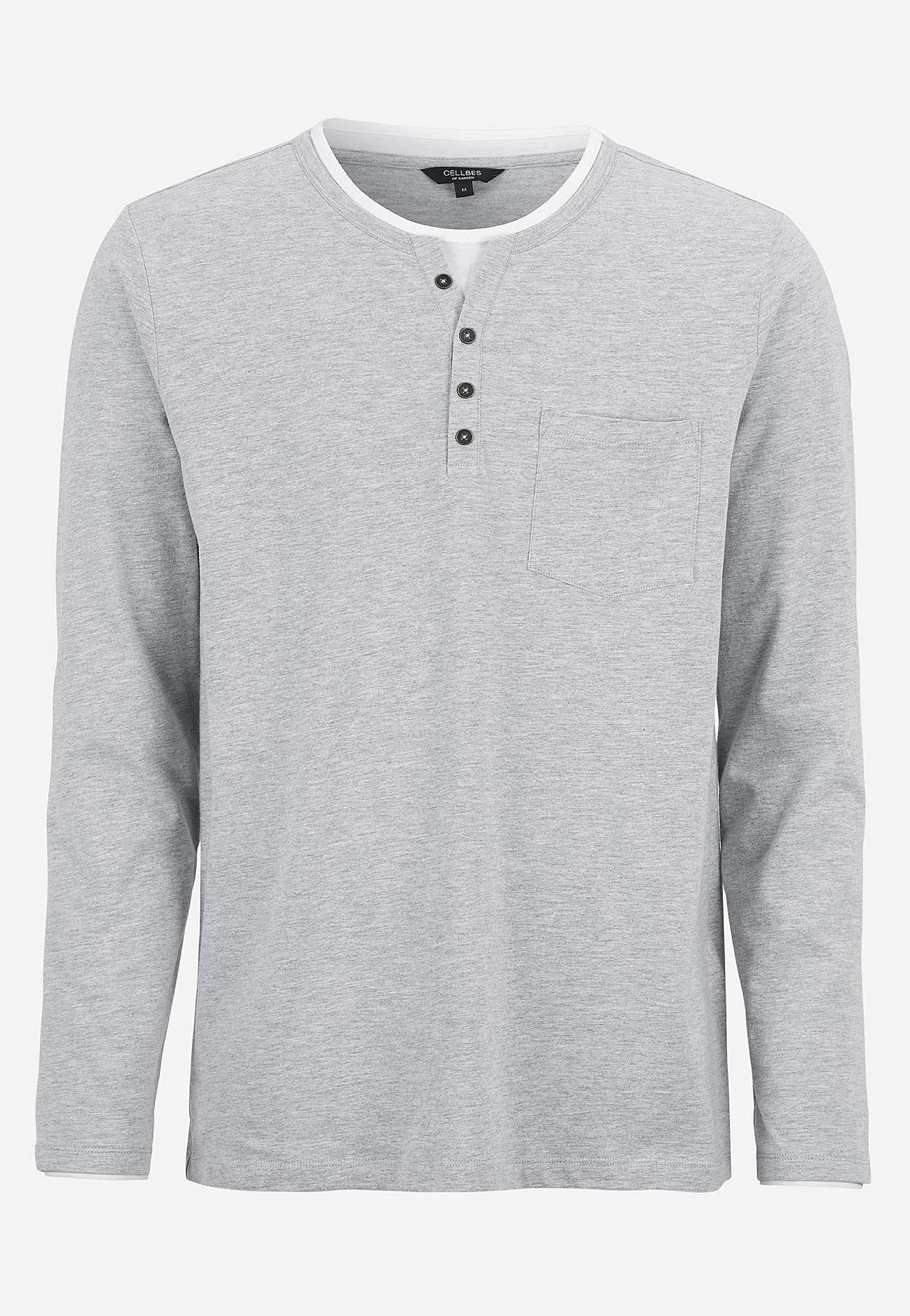 Long-sleeved t-shirt