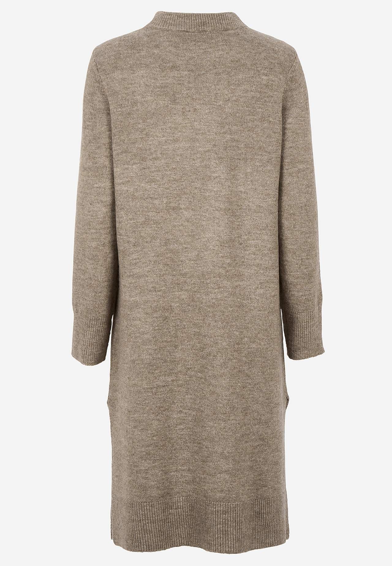 Knitted, soft dress