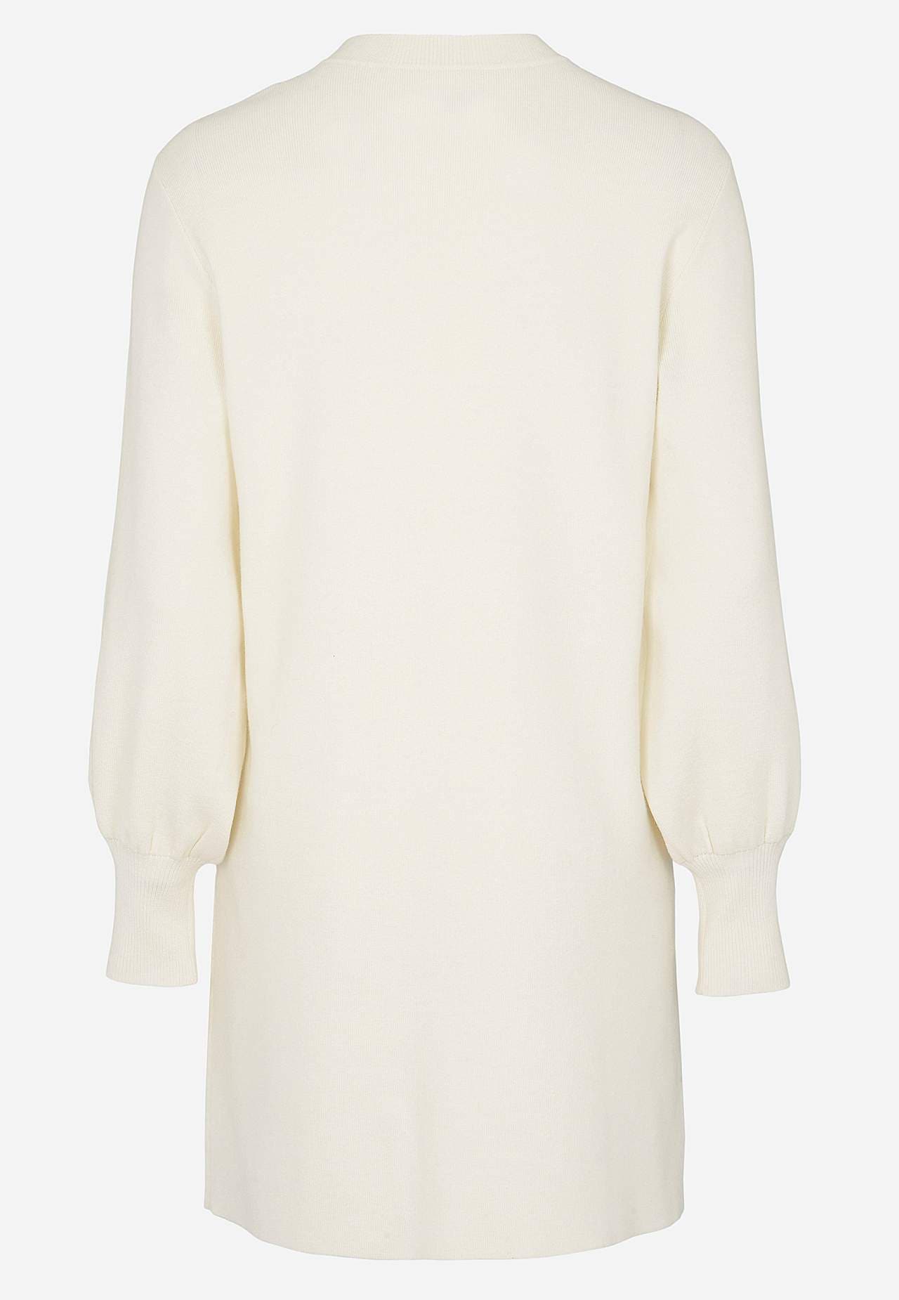 Fine-knitted dress with pearl beads