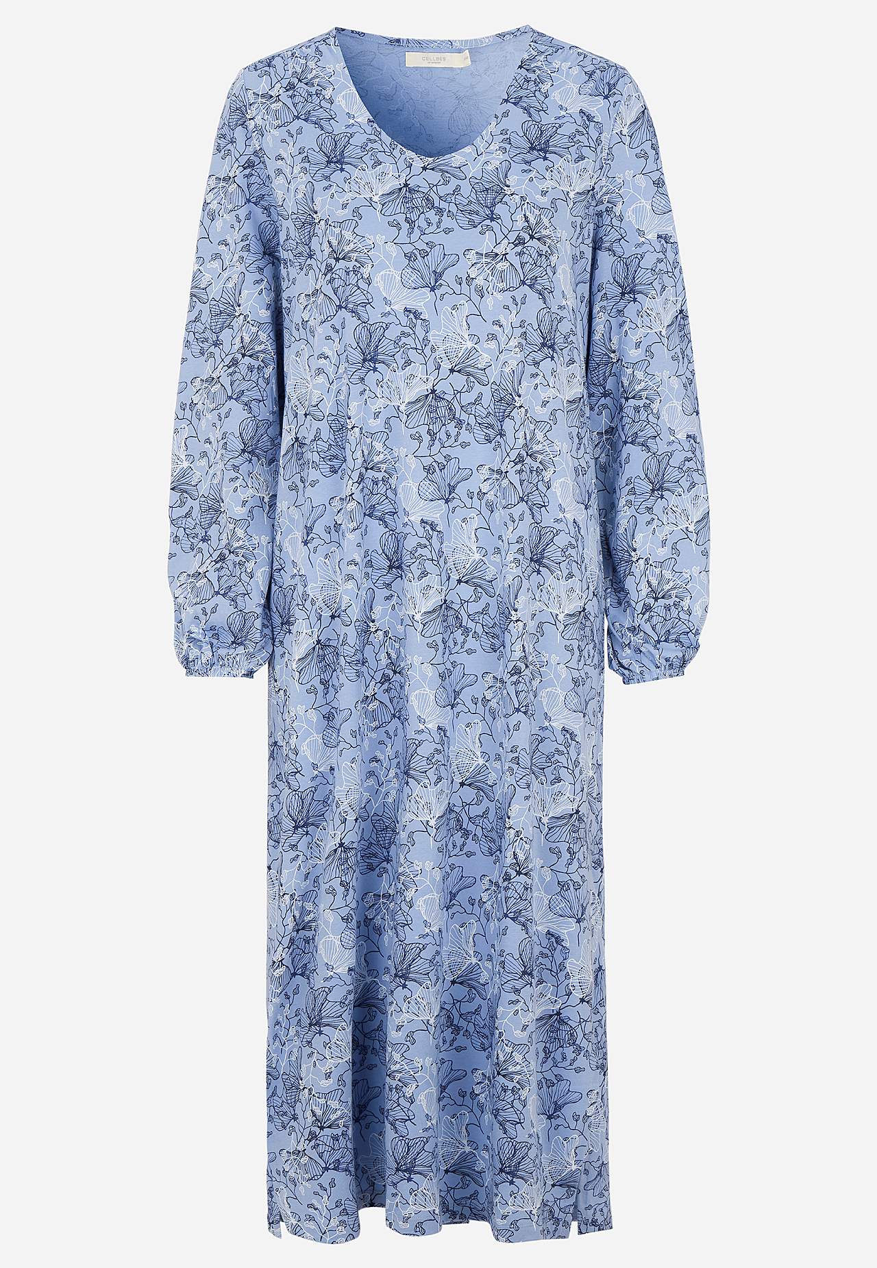 Nightdress with long sleeves