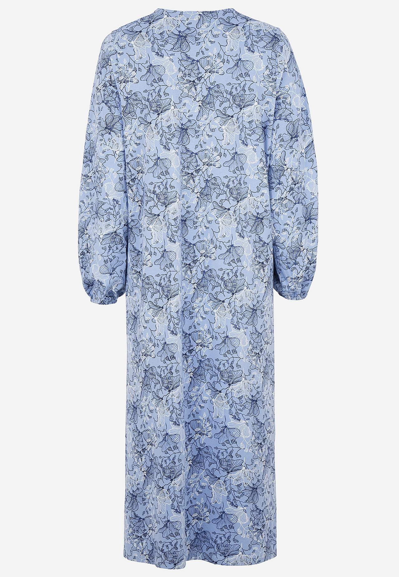 Nightdress with long sleeves