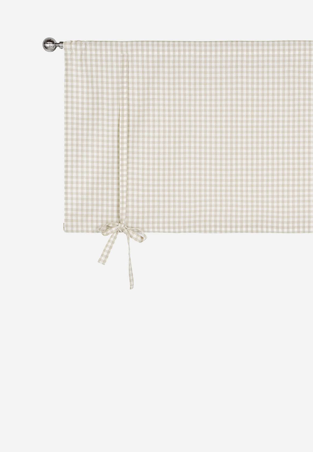 Woven, checked roman blind
