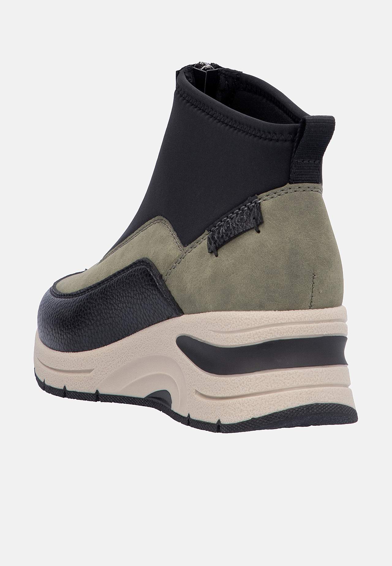 Sneakerstøvle med wedgehæl