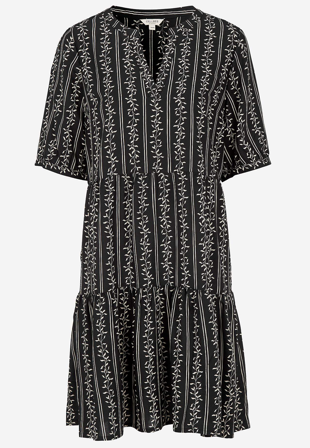 Dress with flounce