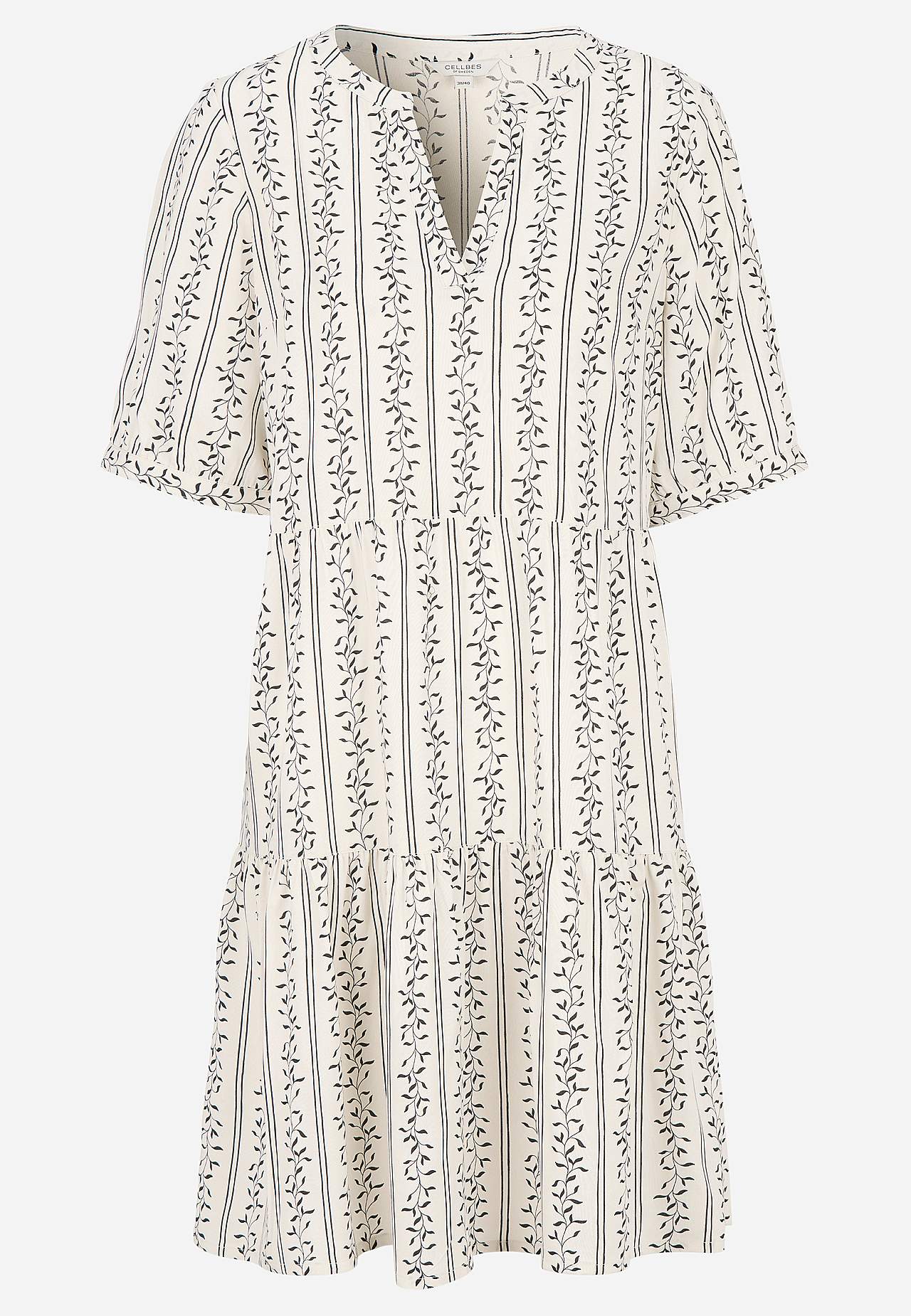 Dress with flounce
