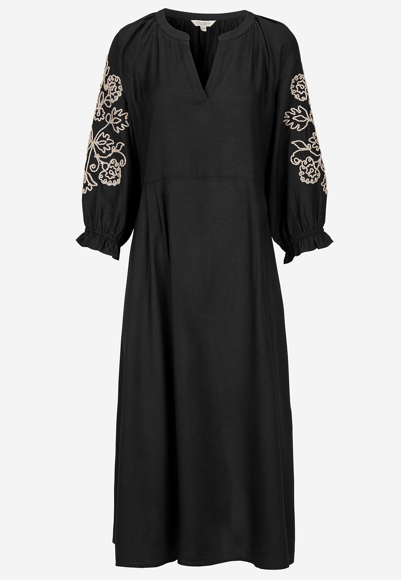 Dress with embroidery