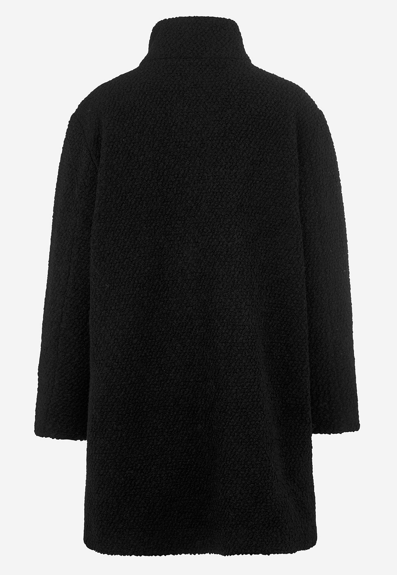 Coat in wool mix