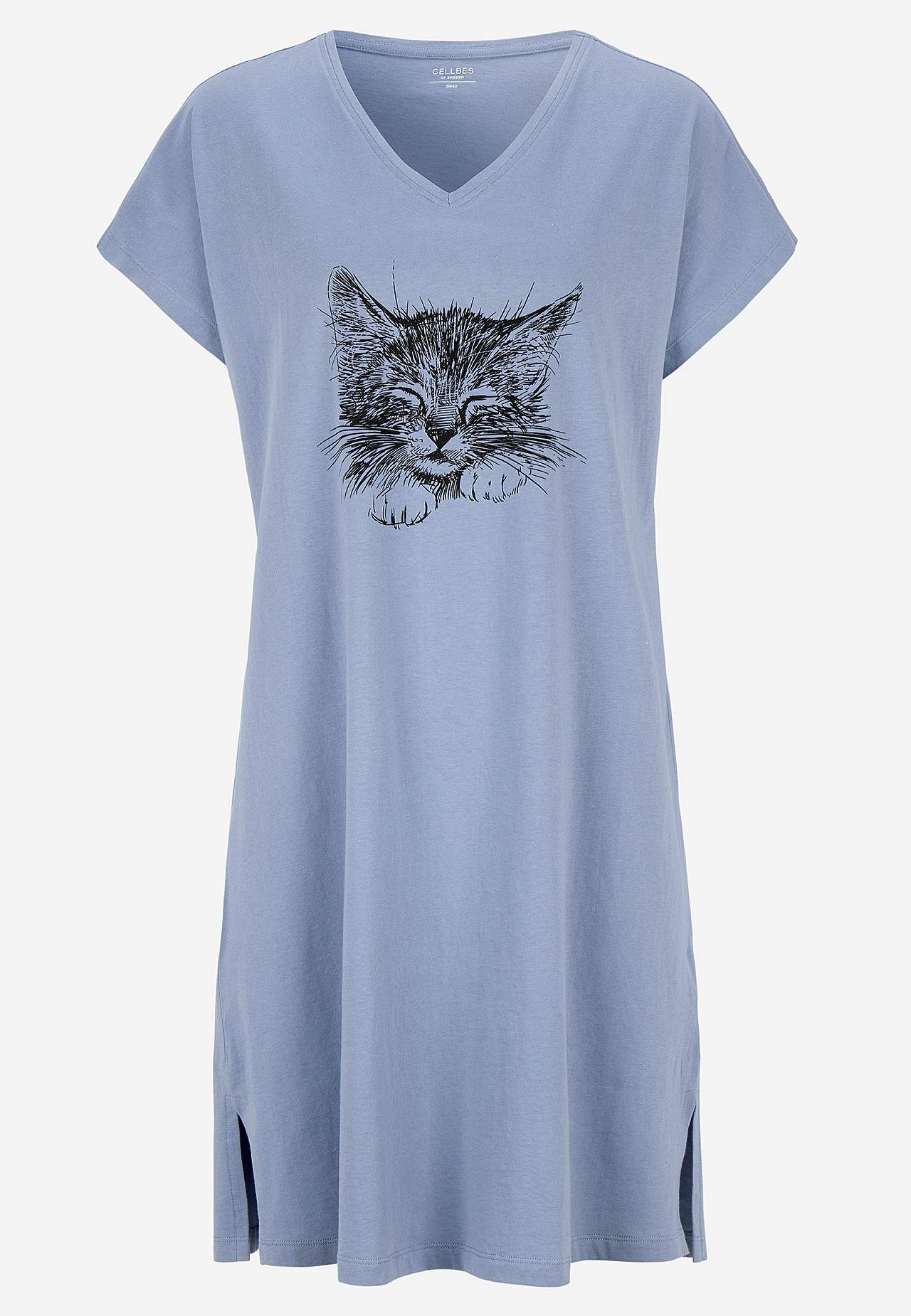 Nightgown with v-neck cut