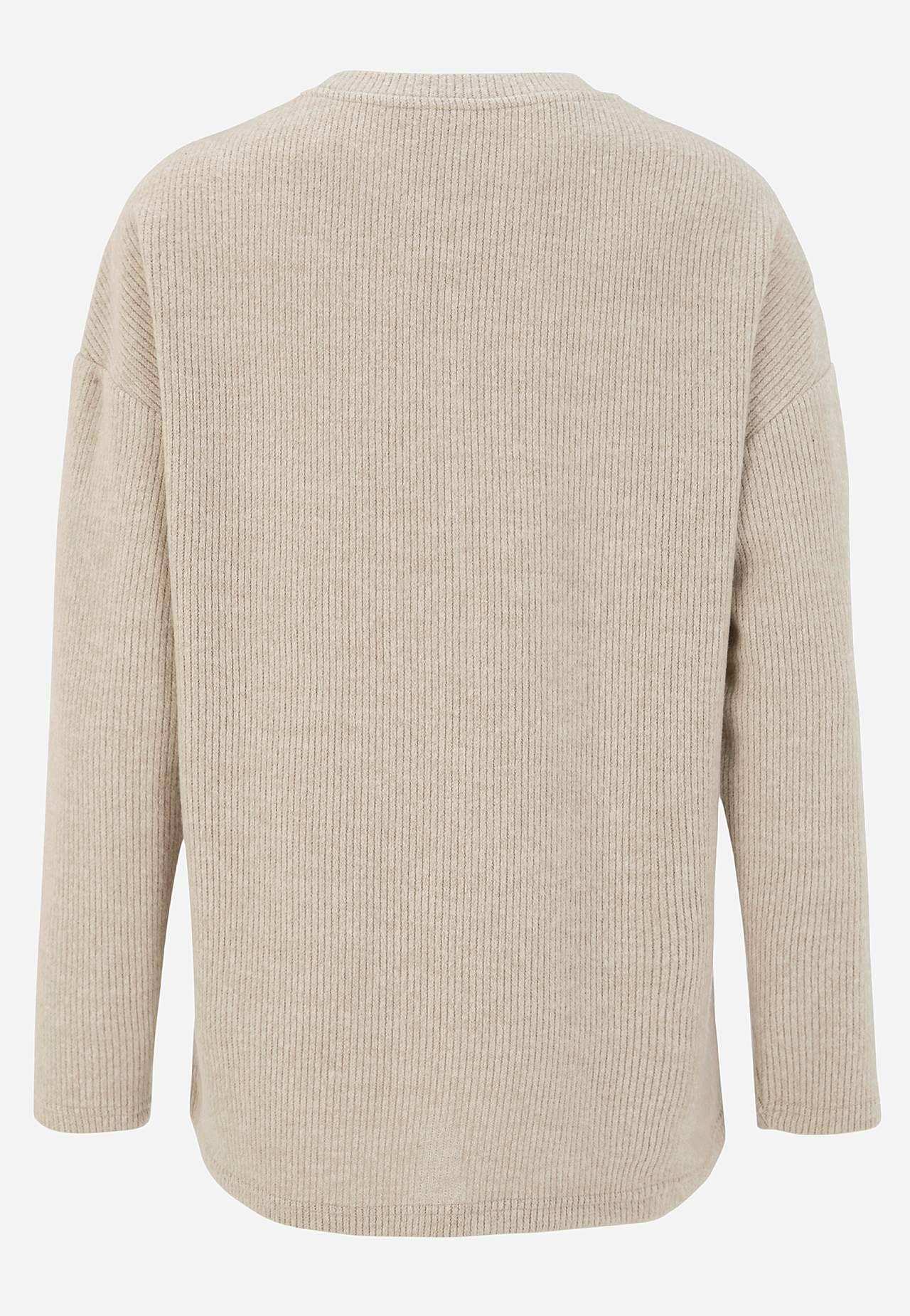 Super soft sweater with decorative center seam Beata