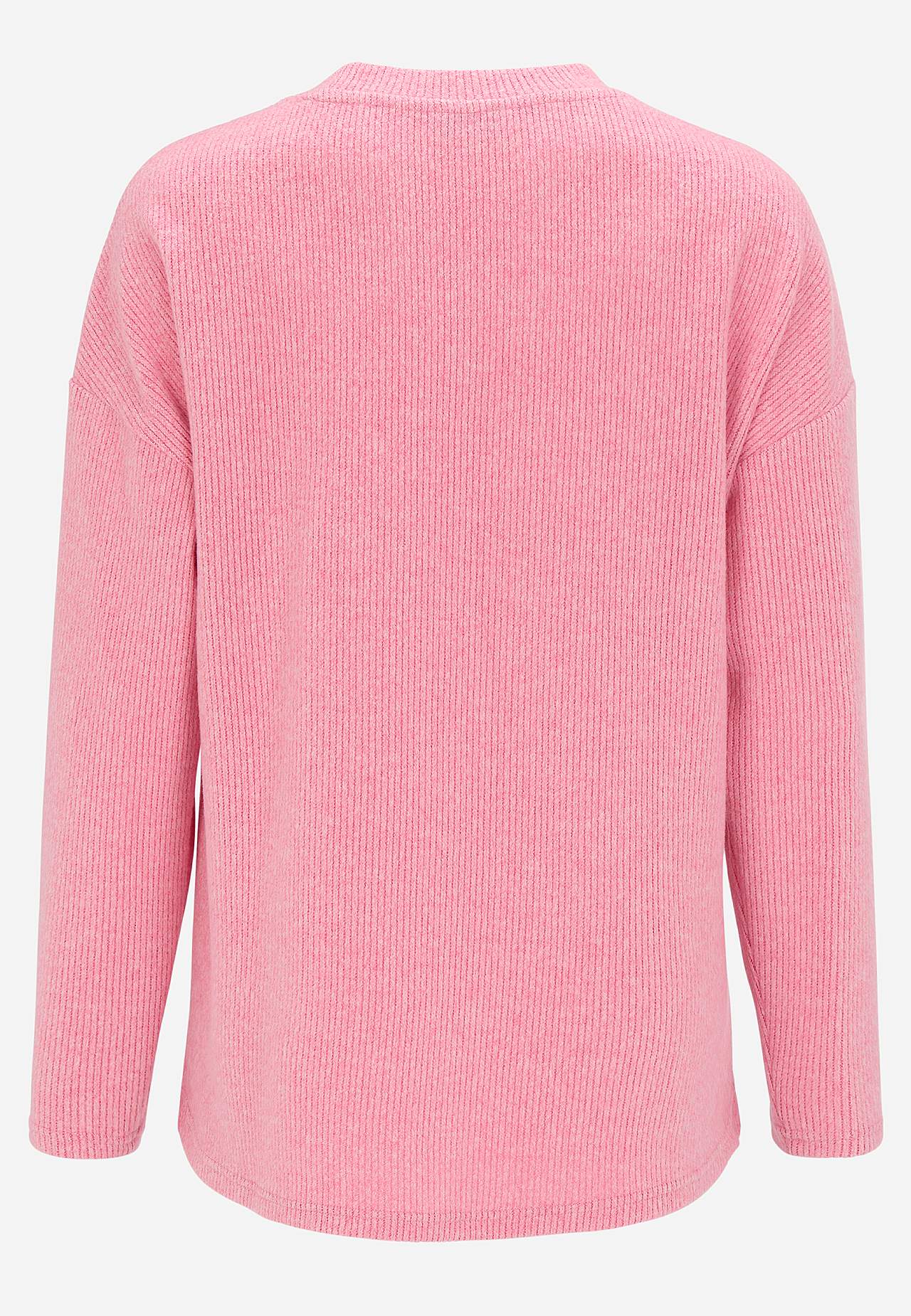 Super soft sweater with decorative center seam Beata