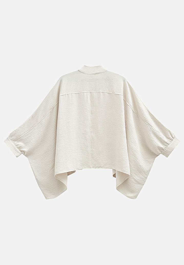 Kudottu, avoin päällyspaita