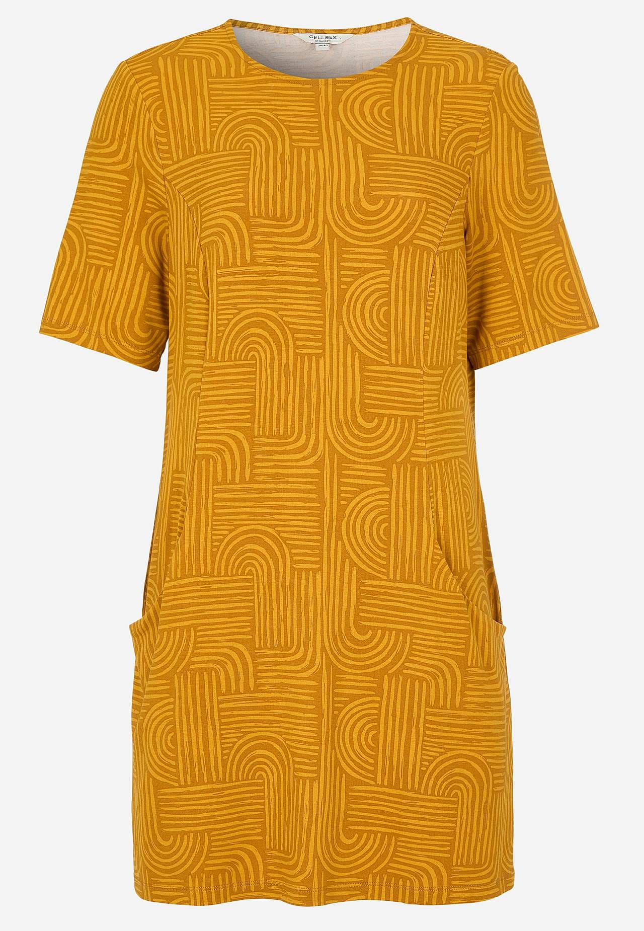 Tunic with pockets