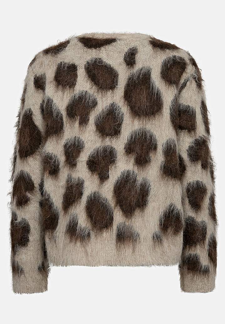 Stickad, supermjuk kofta med leopardmönster
